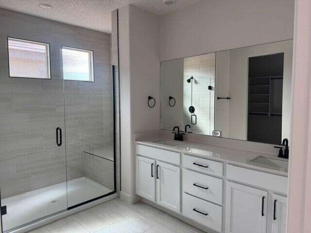 Photo 4 — 2448 Marble Avenue NE