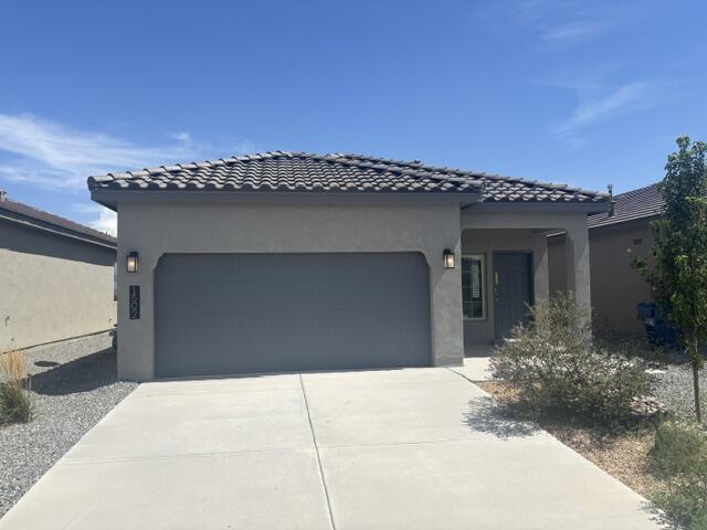 1502 Calle Oeste NW, Los Lunas, NM 87031