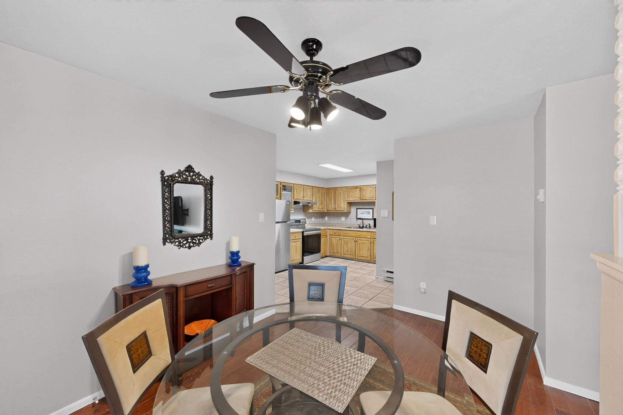 Photo 13 — 3412 Abbey Court NW