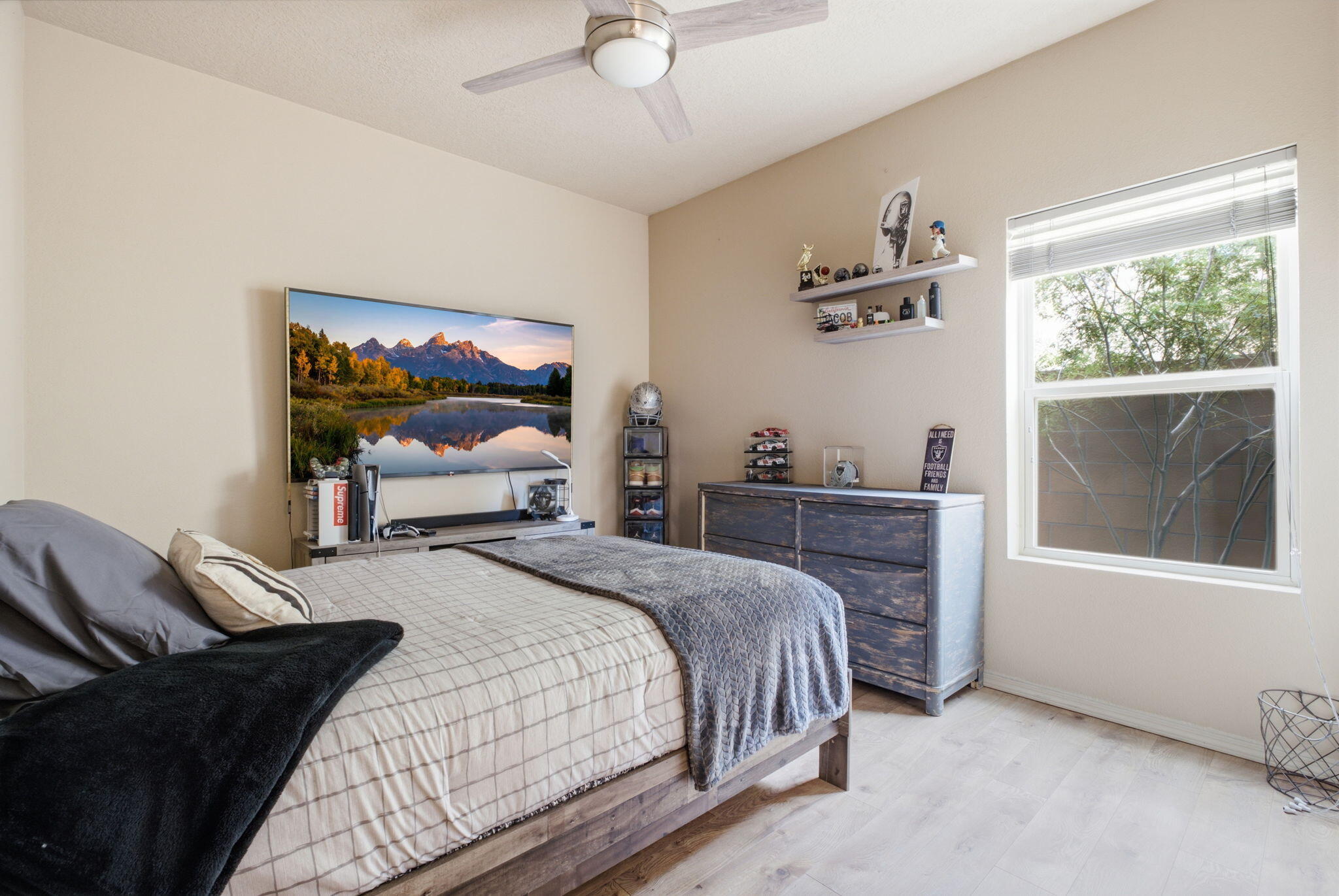 Photo 4 — 6548 Cliff Dweller Road NW