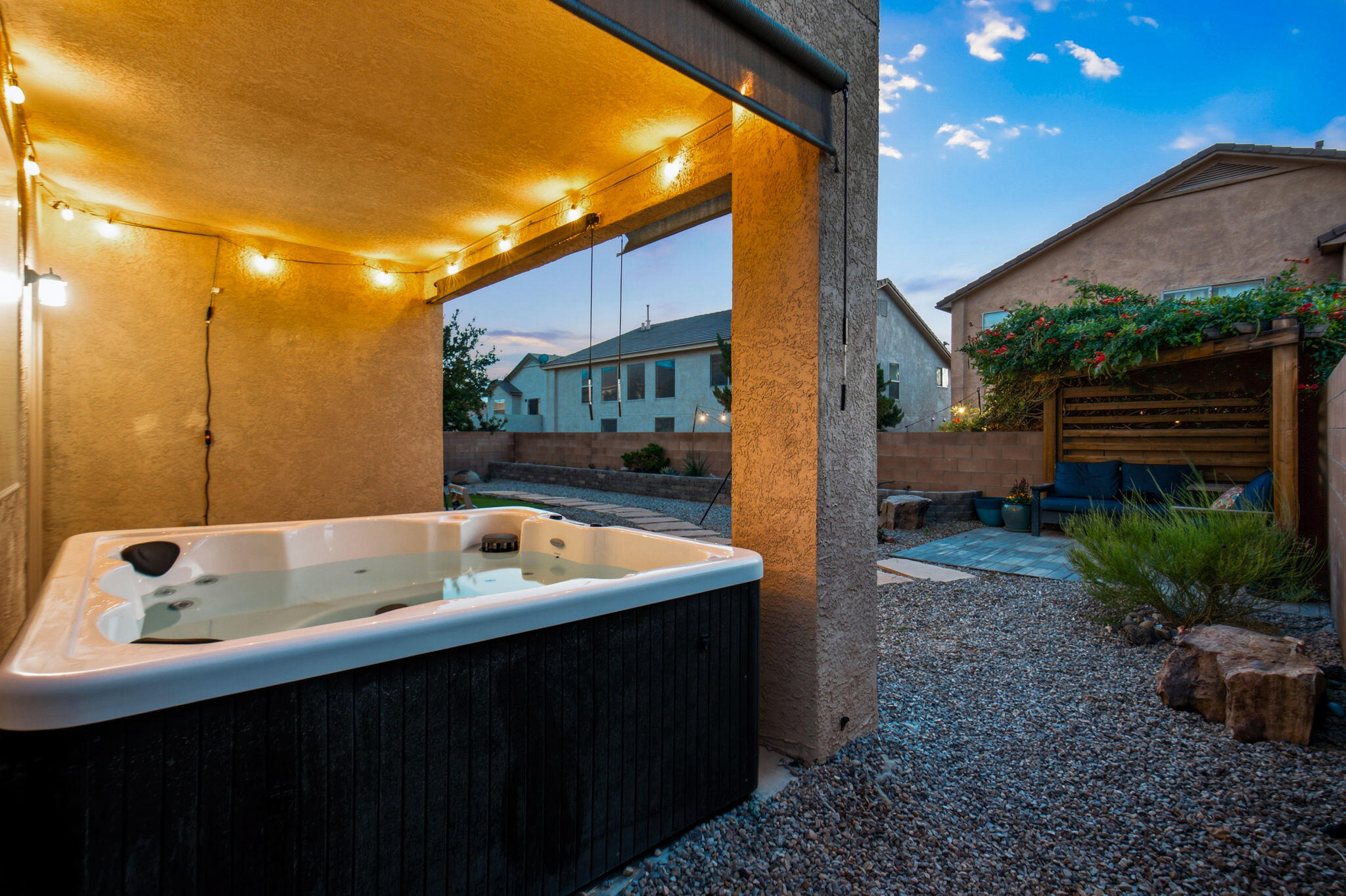 Photo 10 — 1405 Ducale Drive SE