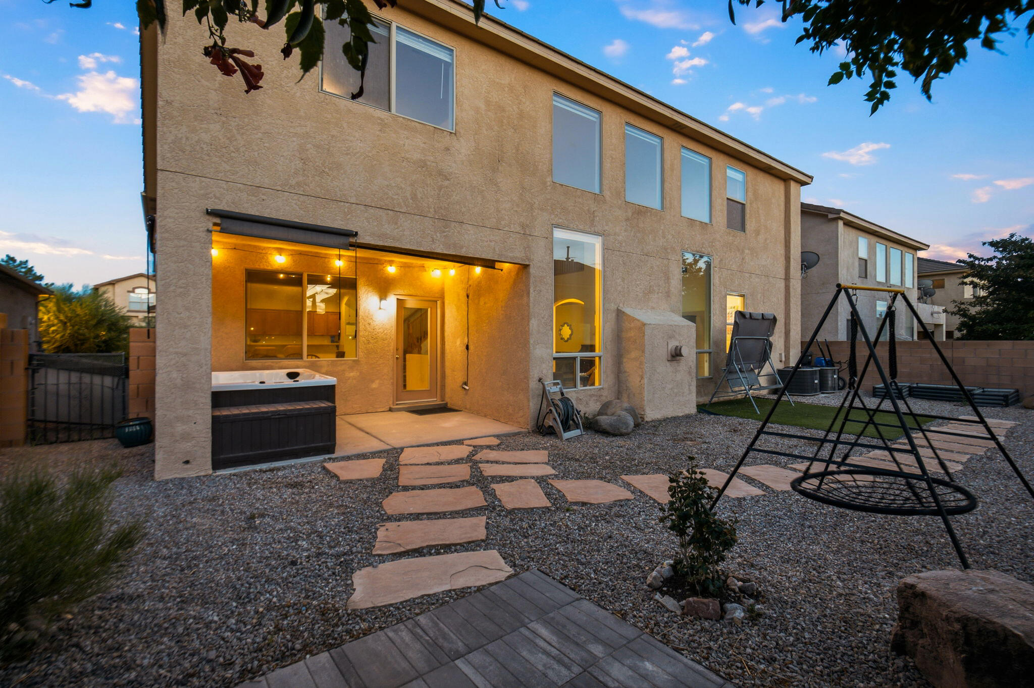 Photo 11 — 1405 Ducale Drive SE