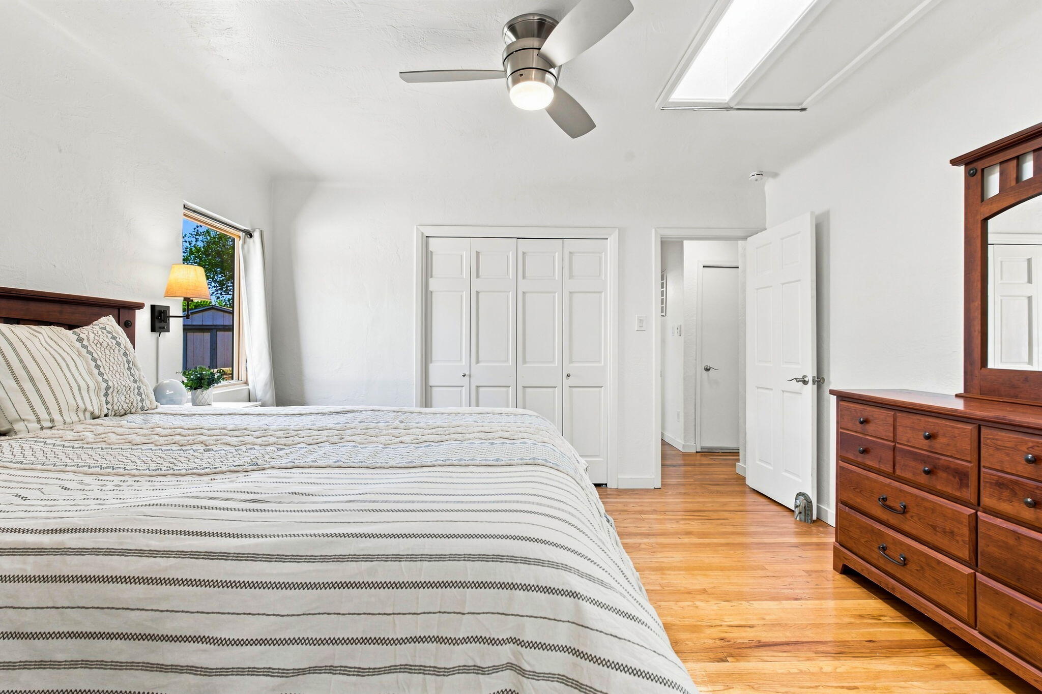 Photo 12 — 1112 Bryn Mawr Drive NE