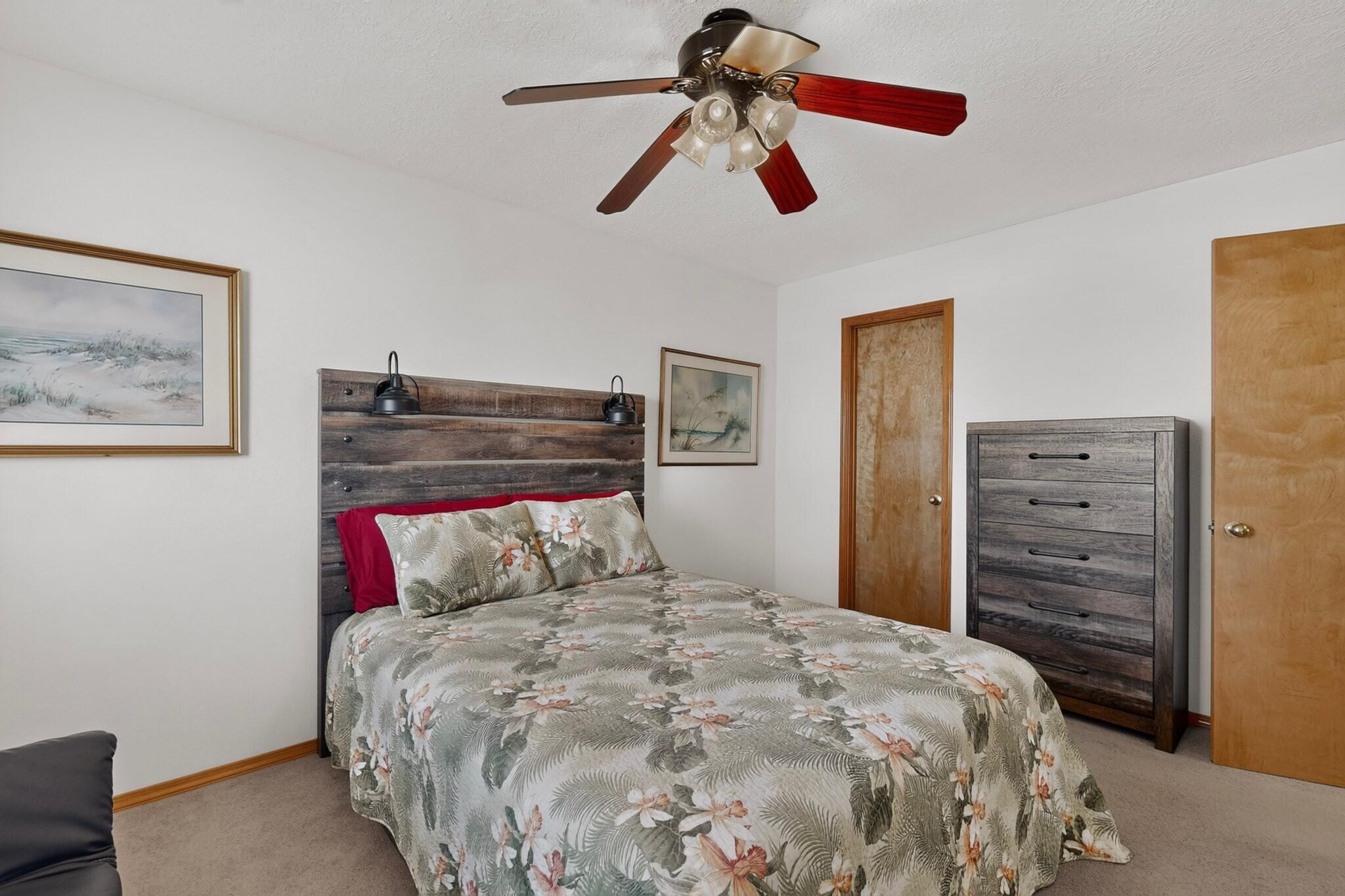Photo 4 — 8723 Westridge Place NW