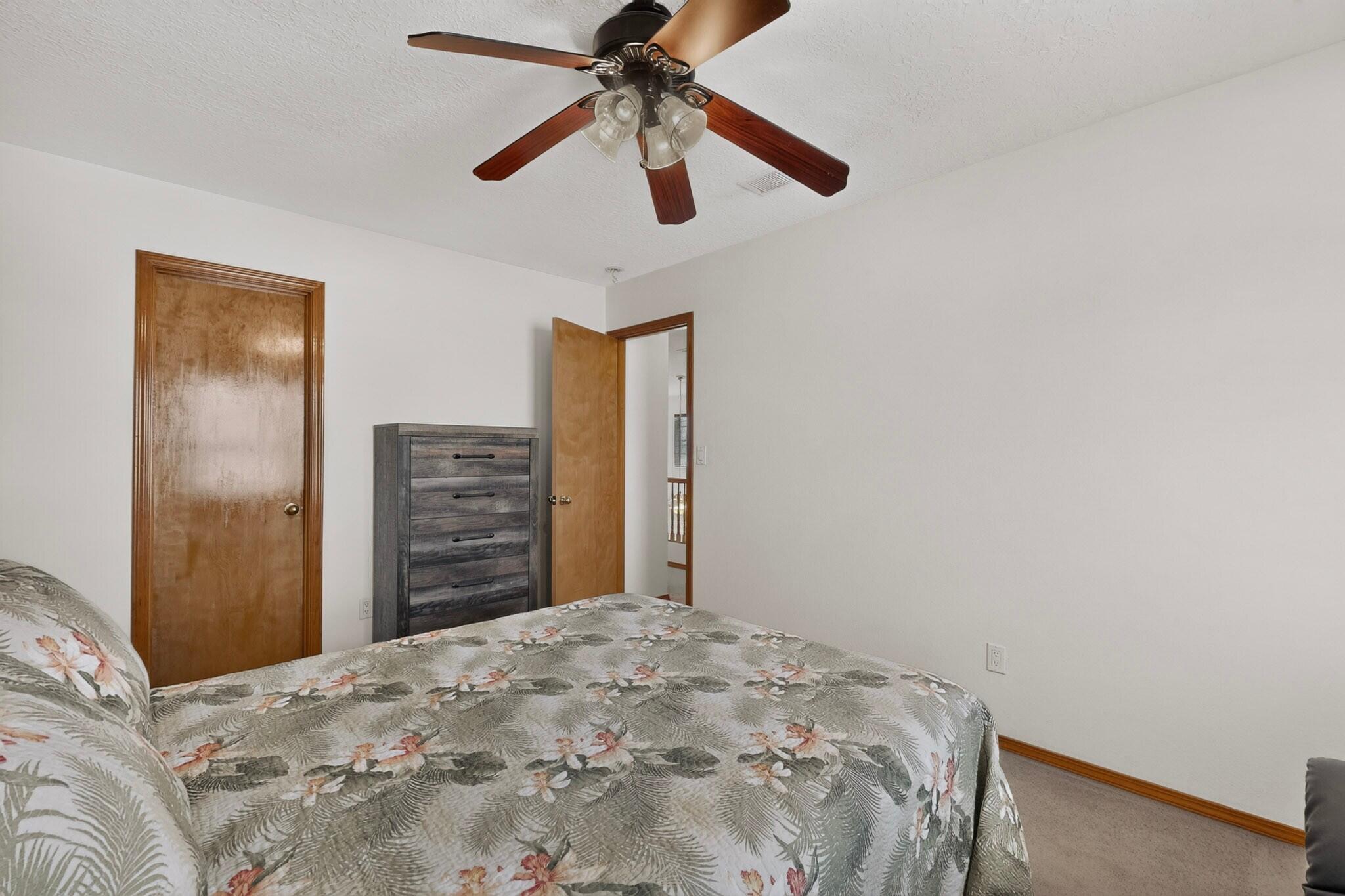 Photo 5 — 8723 Westridge Place NW