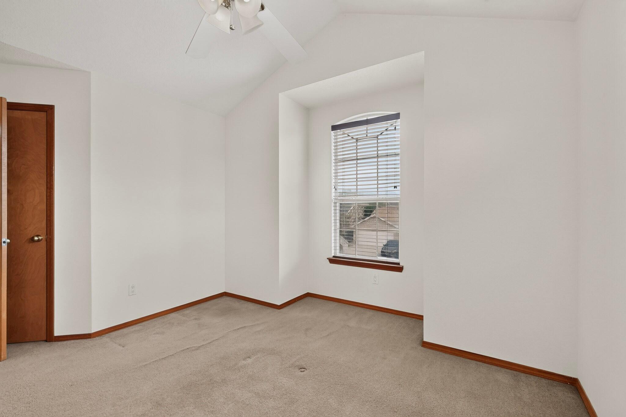 Photo 7 — 8723 Westridge Place NW