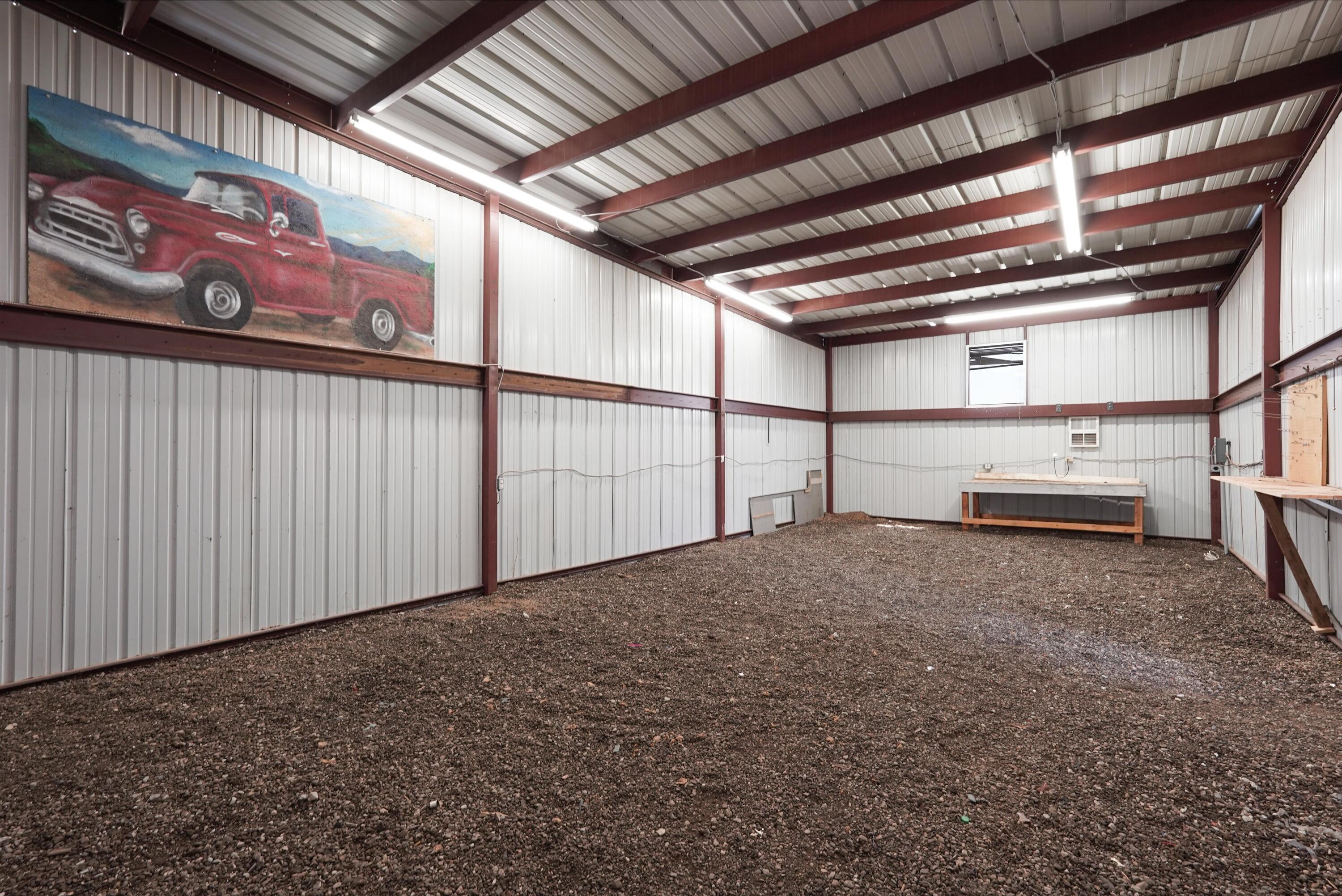 Photo 17 — 805 10th Avenue NW