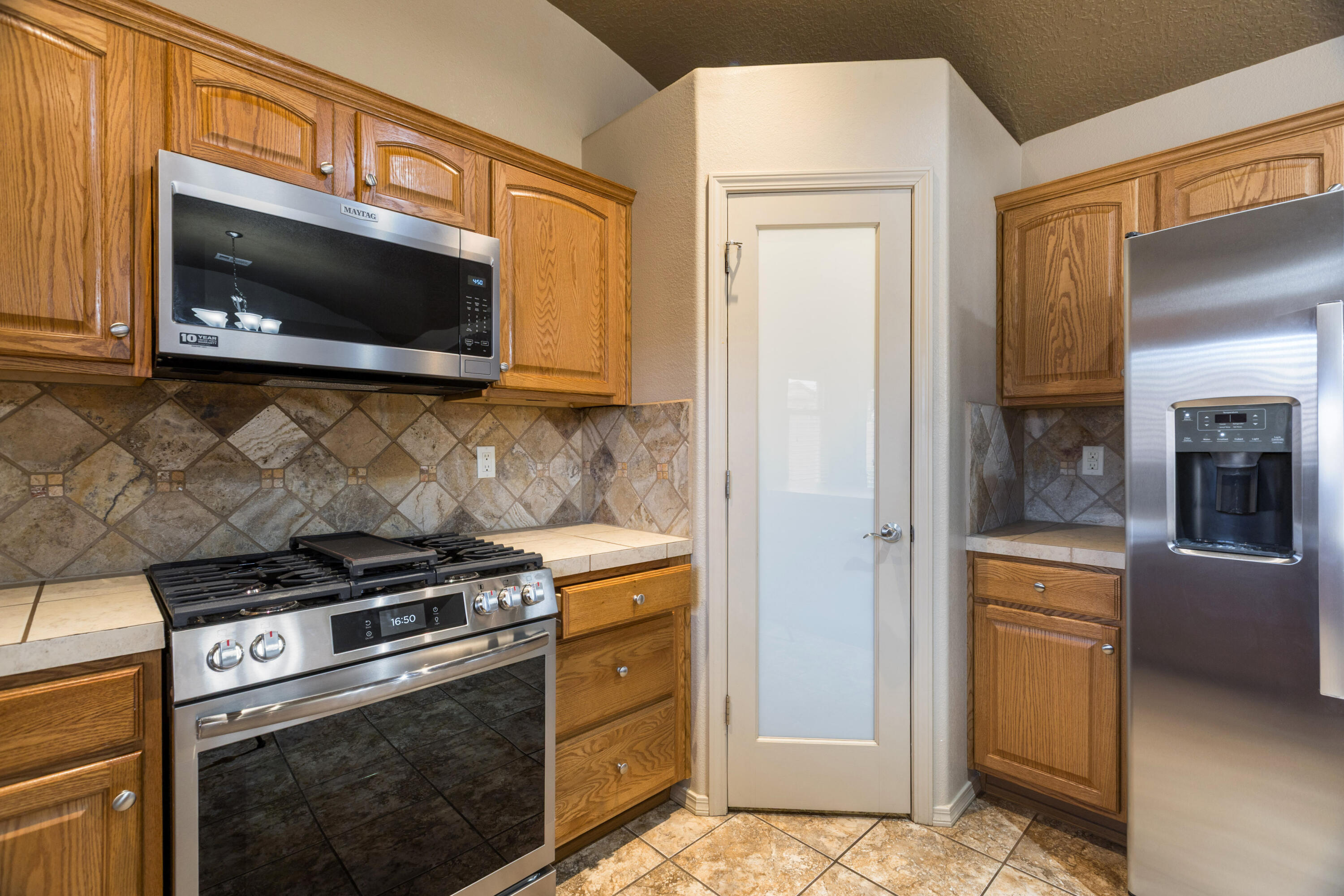 Photo 11 — 2028 Mountaineer Drive SE