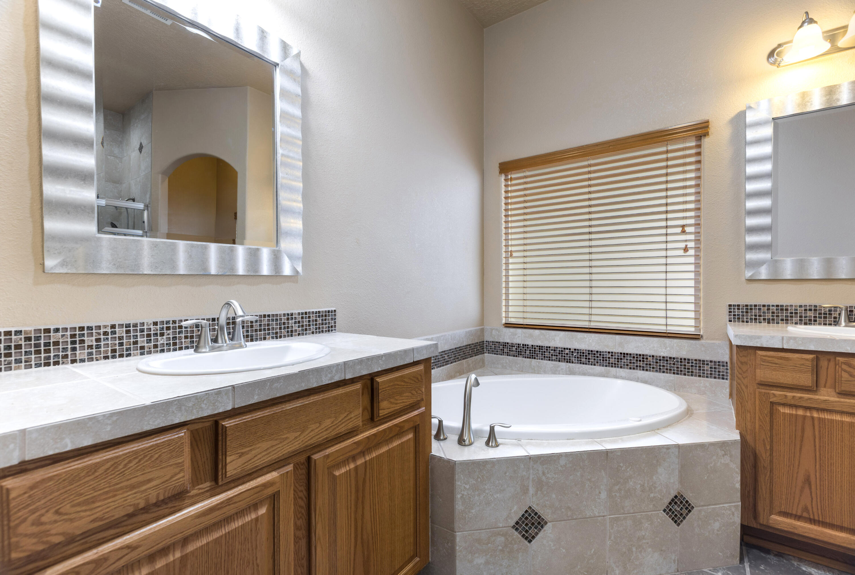 Photo 18 — 2028 Mountaineer Drive SE