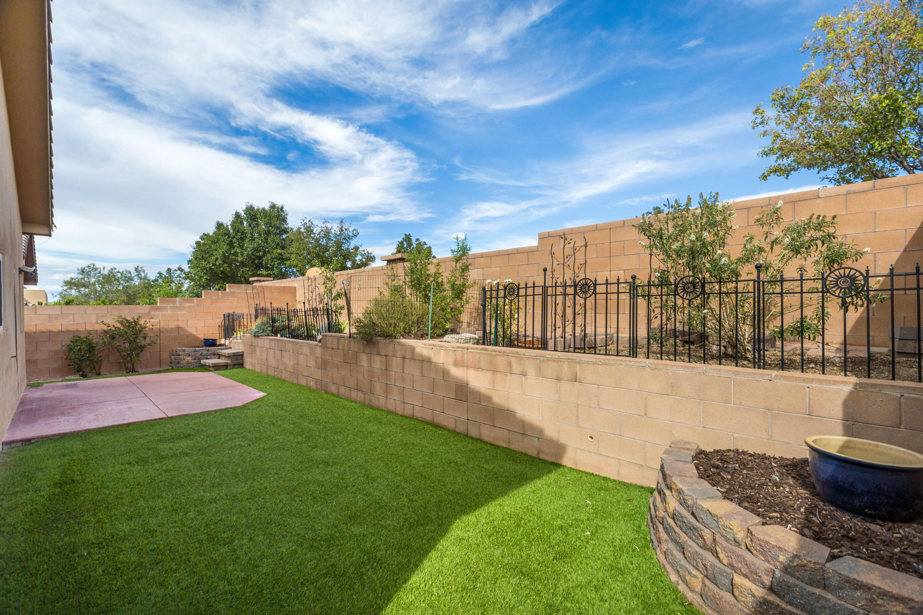 Photo 6 — 2028 Mountaineer Drive SE