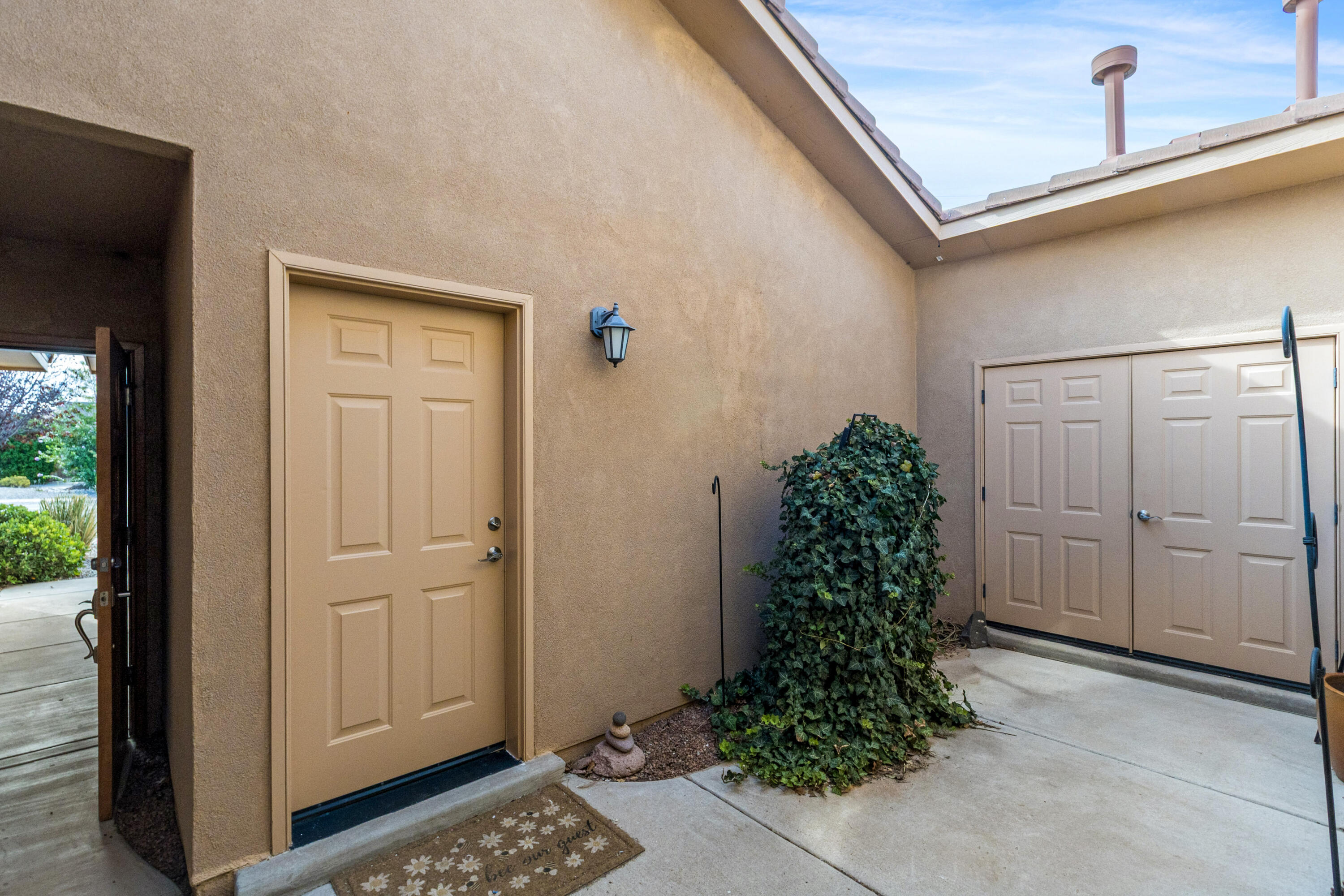 Photo 7 — 2028 Mountaineer Drive SE