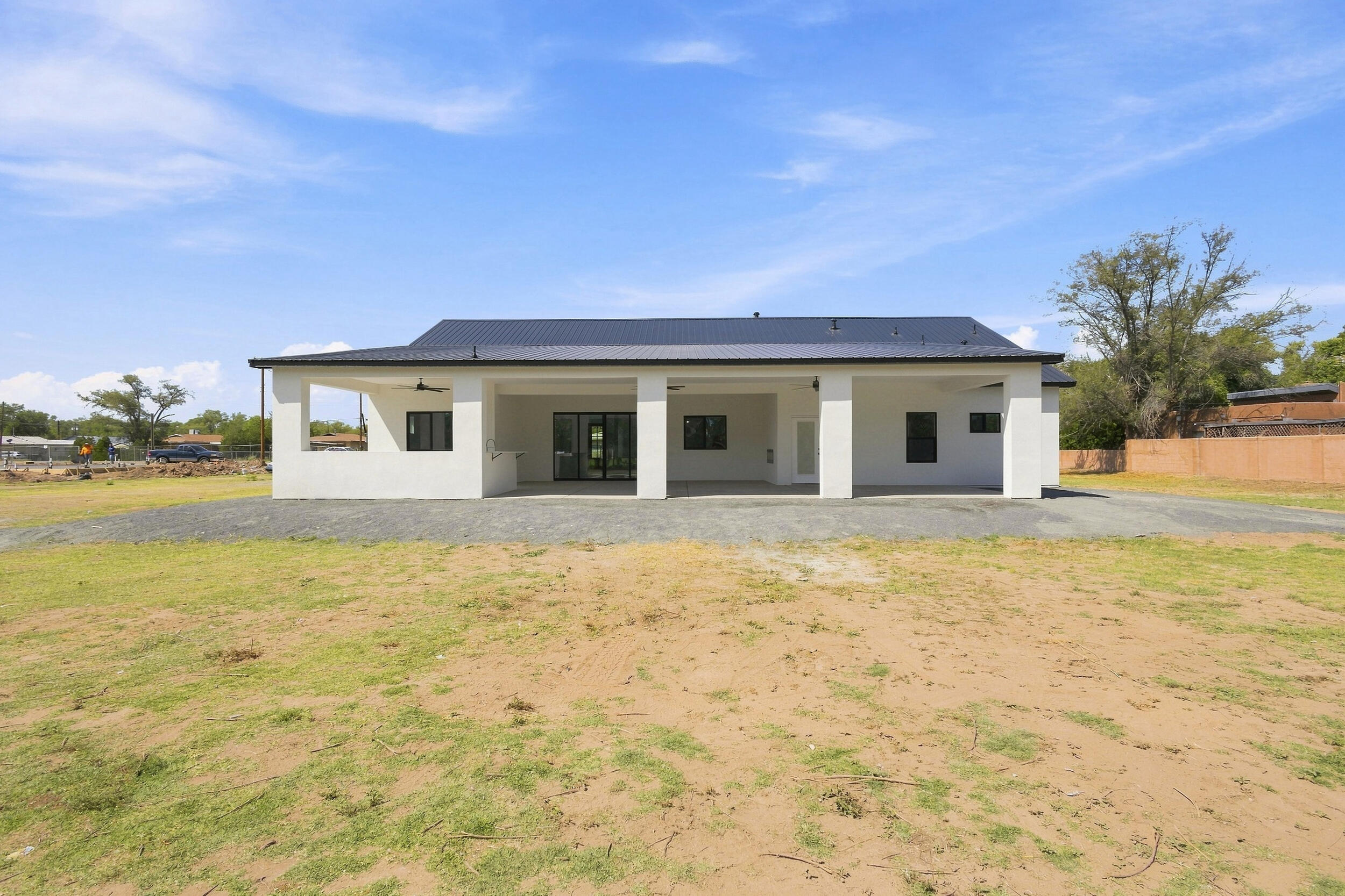 Photo 3 — 6926 Isleta Boulevard SW