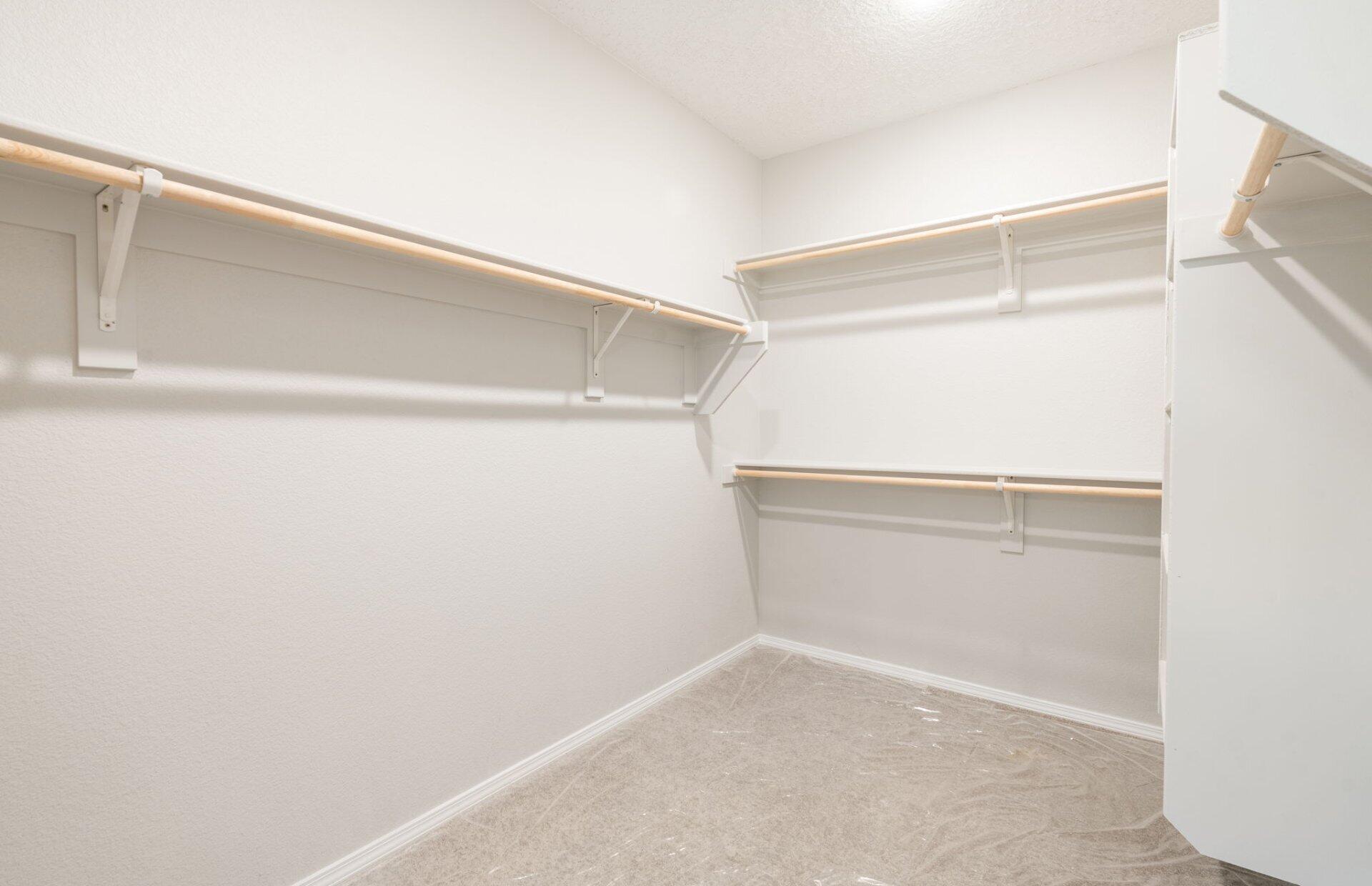 Photo 11 — 3047 Malaquita Street SE