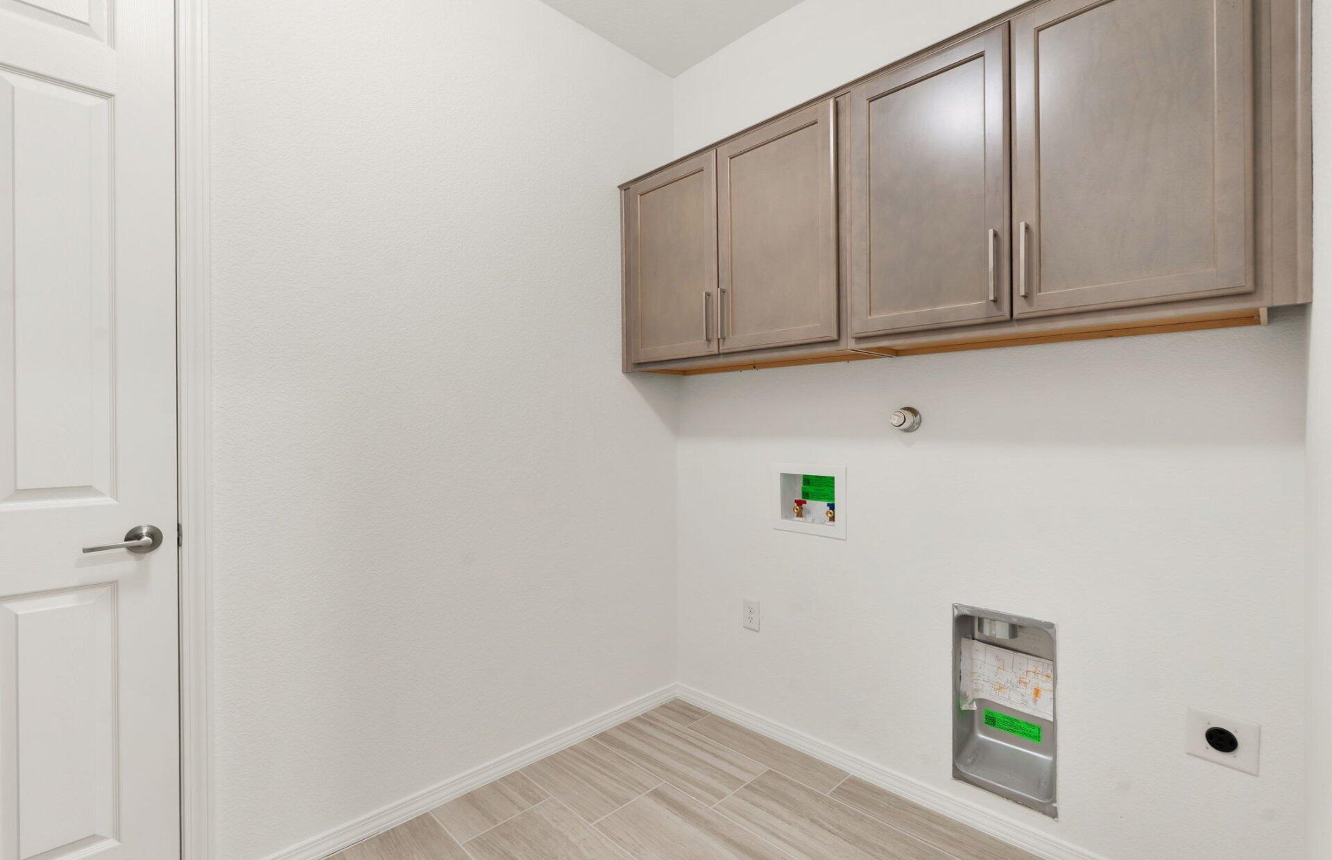 Photo 11 — 8328 Steinbeck Way NW