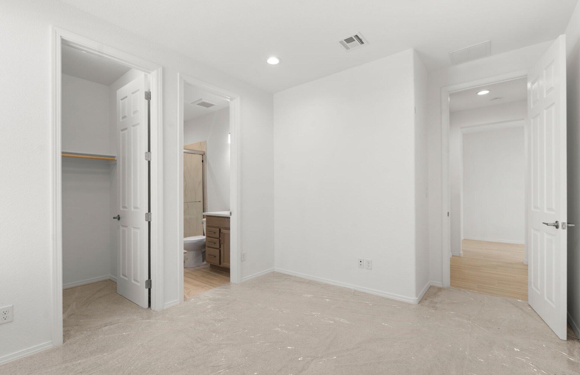 Photo 14 — 8328 Steinbeck Way NW