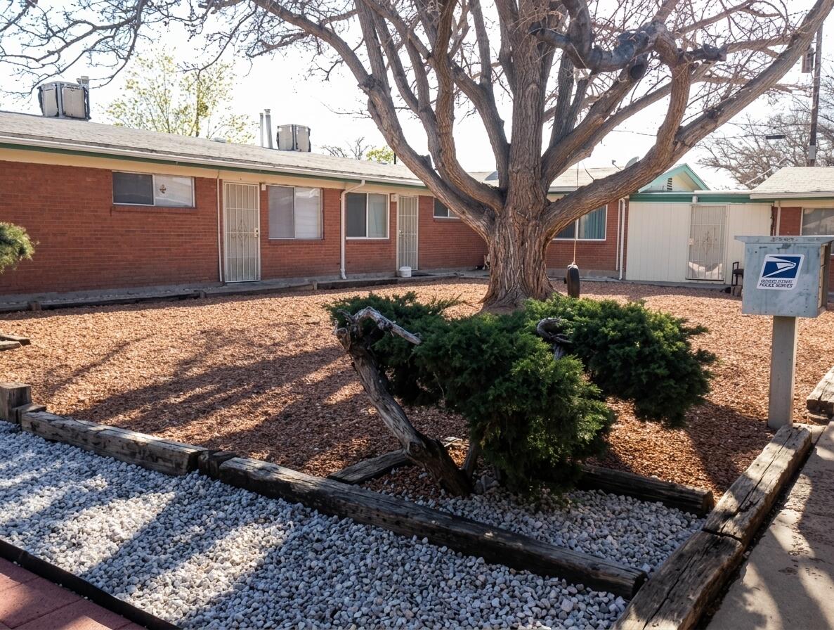 401 & 405 Indiana Street SE, Albuquerque, NM 87108