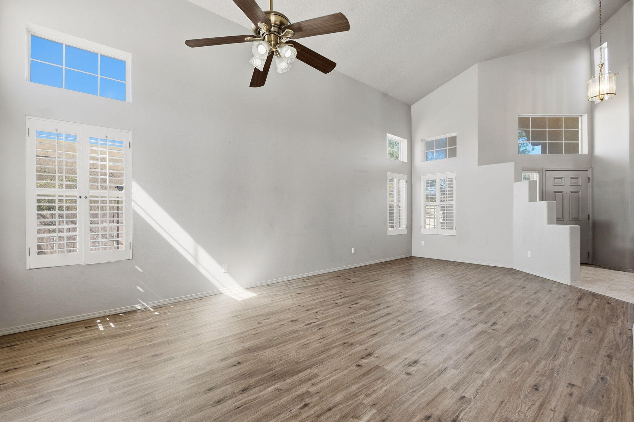 Photo 16 — 4308 Woodrose Road NW