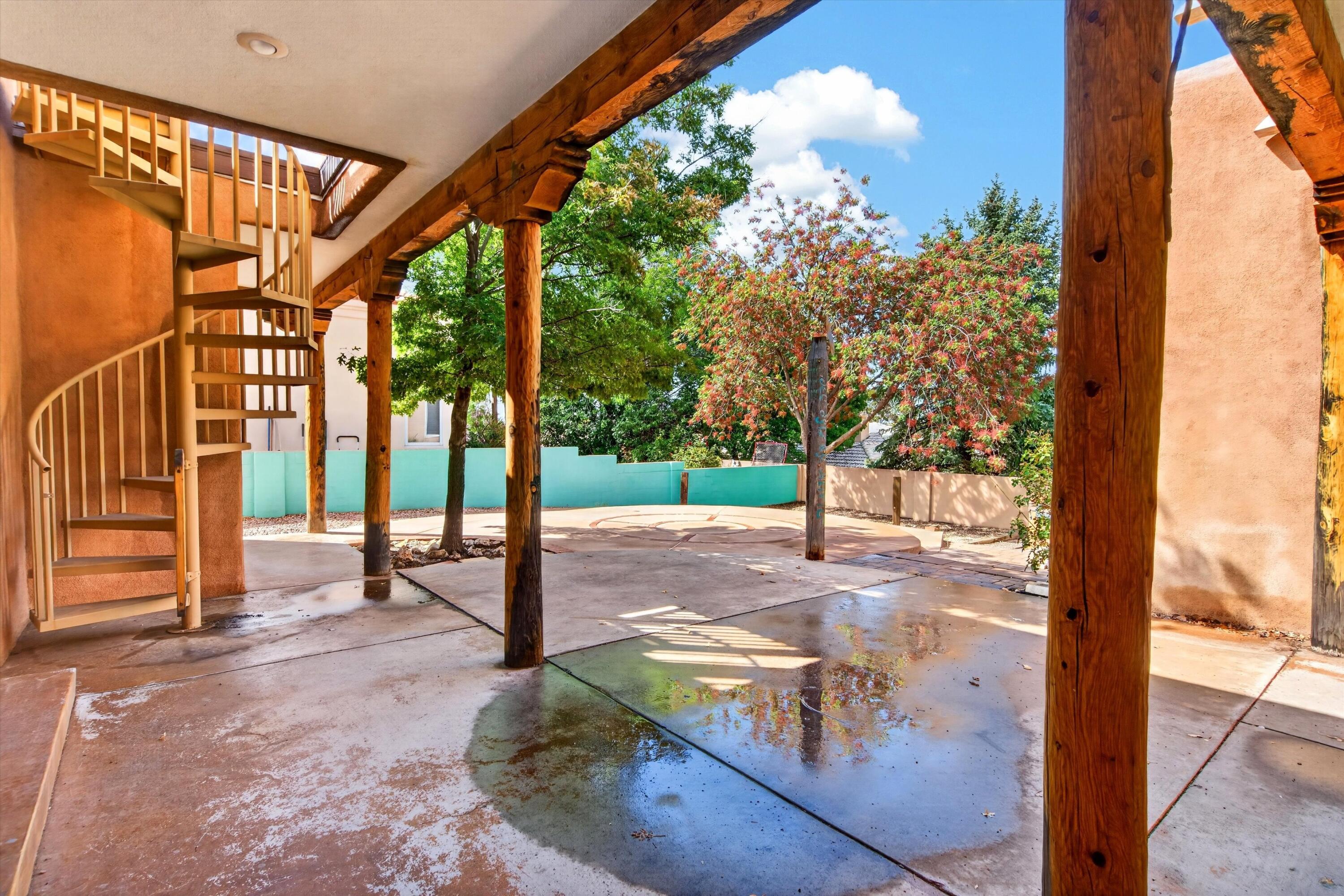 Photo 15 — 5813 Balsa Place NE