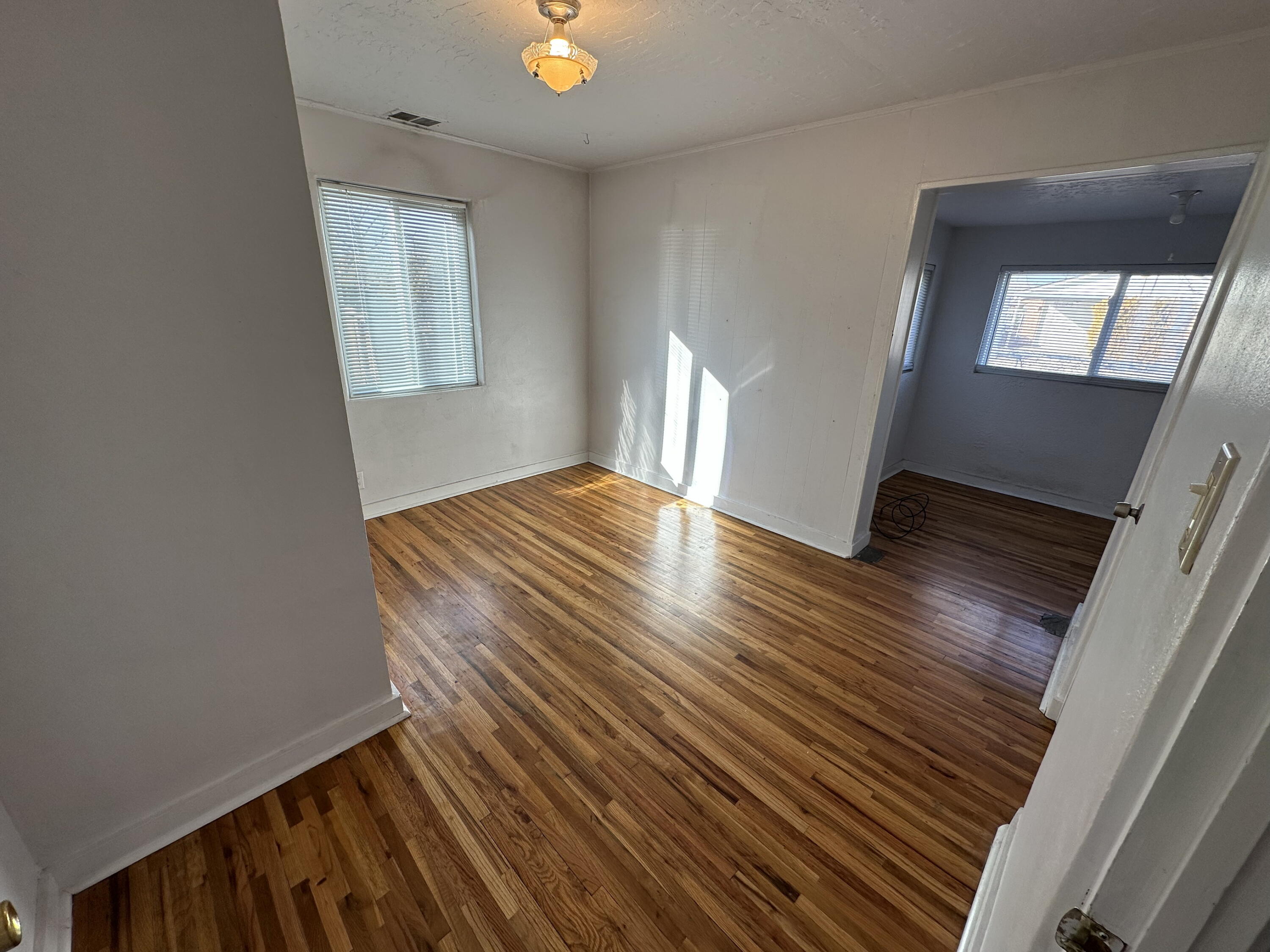 Photo 7 — 2620 Marble Avenue NW