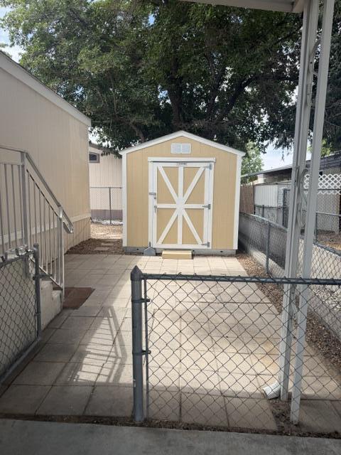 Photo 2 — 629 Fawn Trail SE