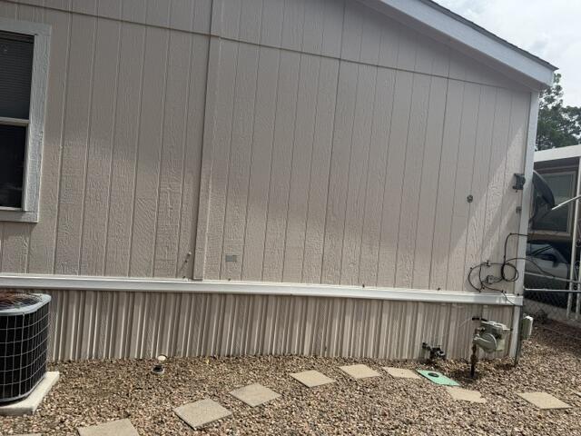 Photo 5 — 629 Fawn Trail SE