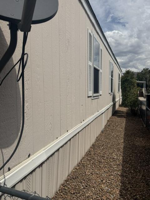 Photo 6 — 629 Fawn Trail SE