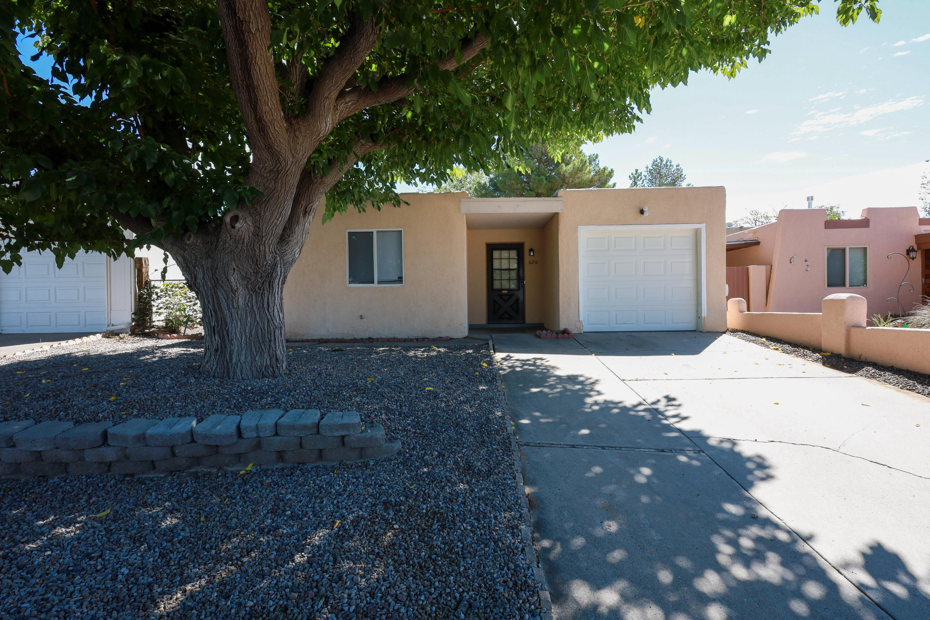 620 Mountain View Avenue NE, Albuquerque, NM 87123