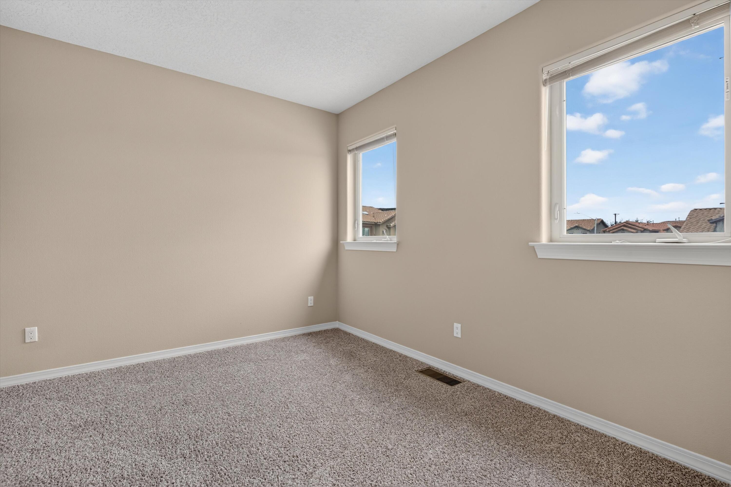 Photo 2 — 4836 Petra Pointe Circle NW