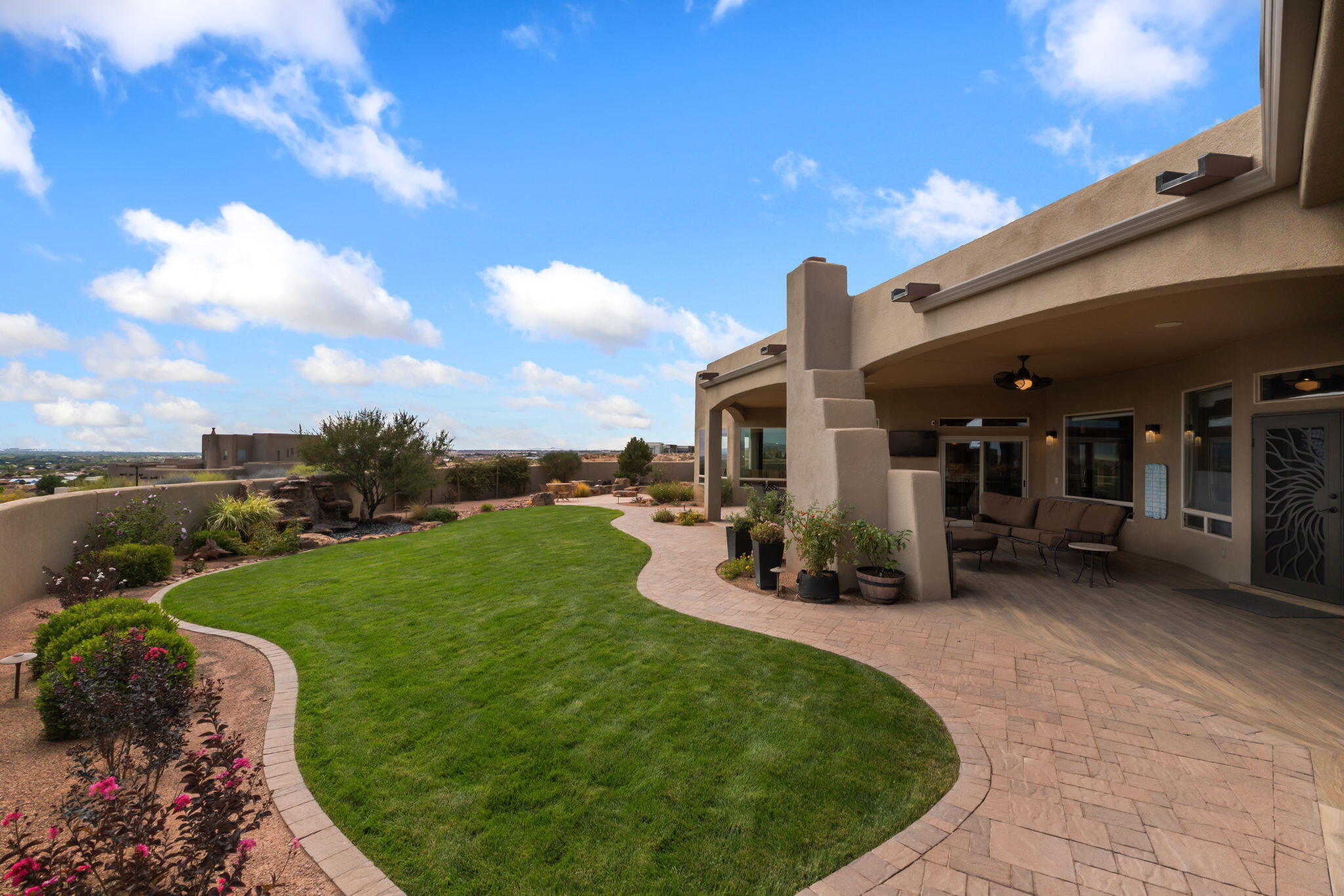 Photo 6 — 6721 Pasilla Road NE