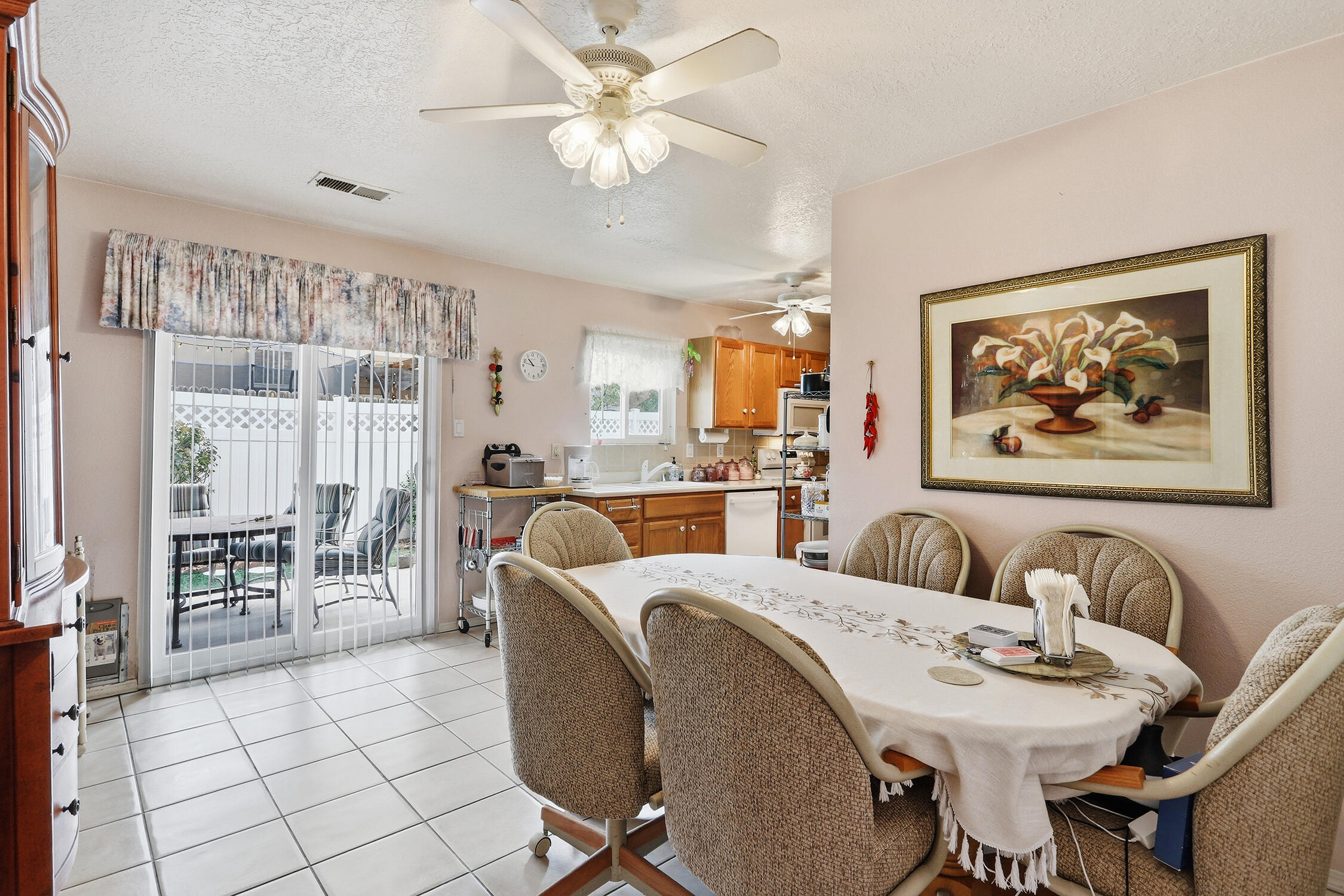 Photo 9 — 10548 RAMAH Drive NW