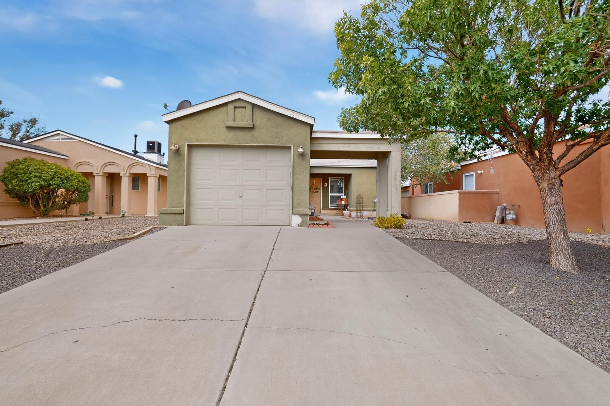 2153 High Desert Circle NE