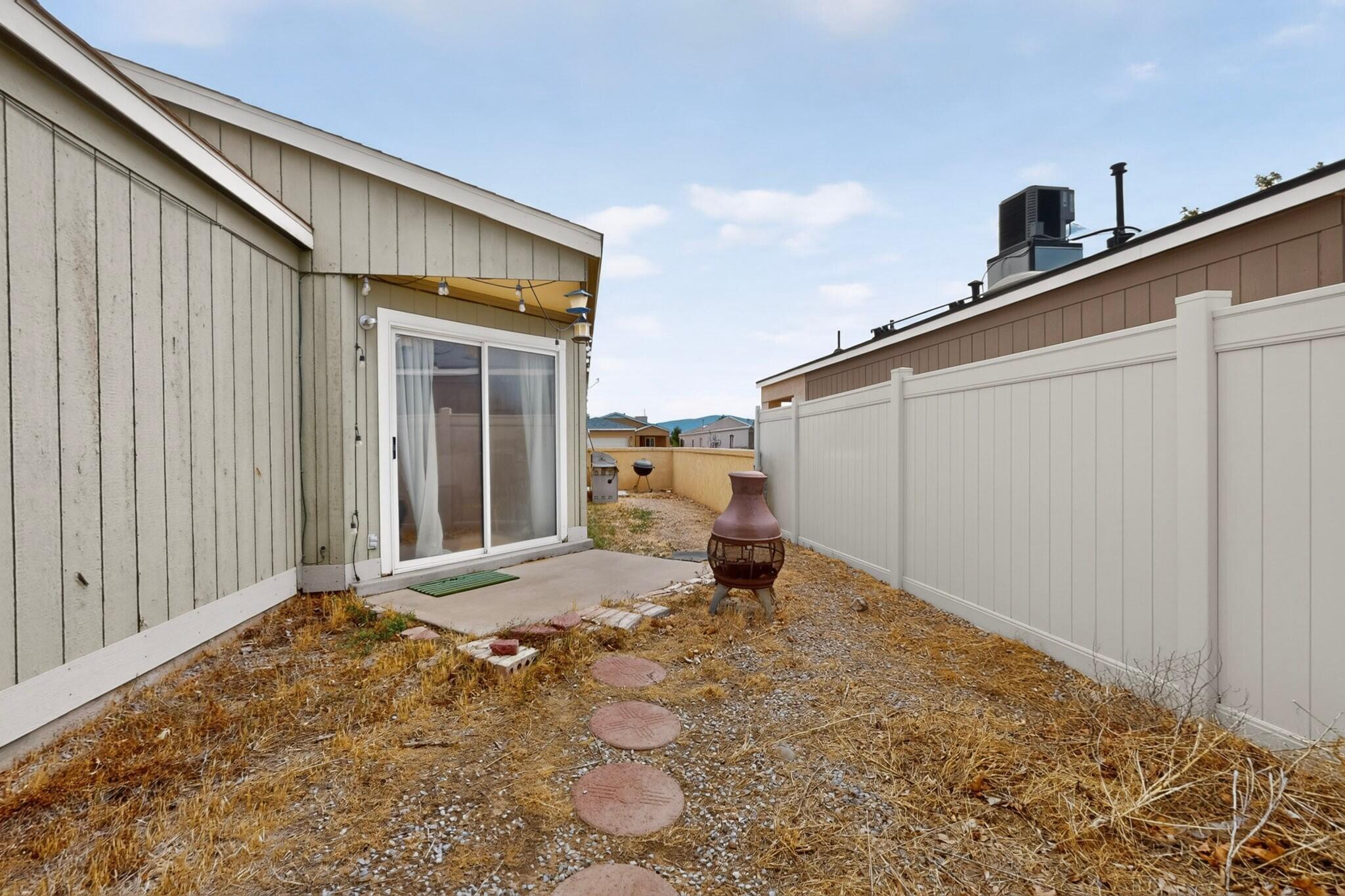 Photo 6 — 2153 High Desert Circle NE