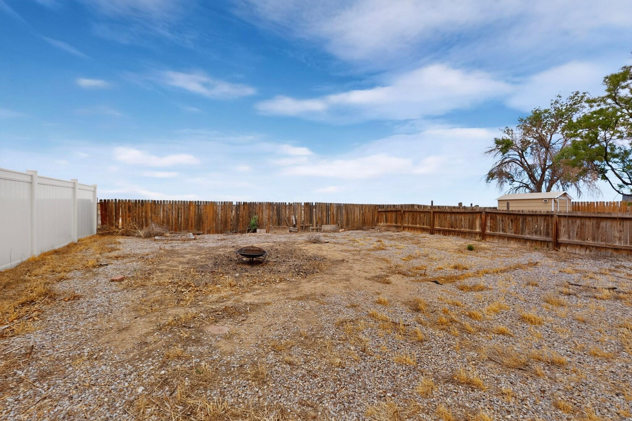 Photo 4 — 2153 High Desert Circle NE