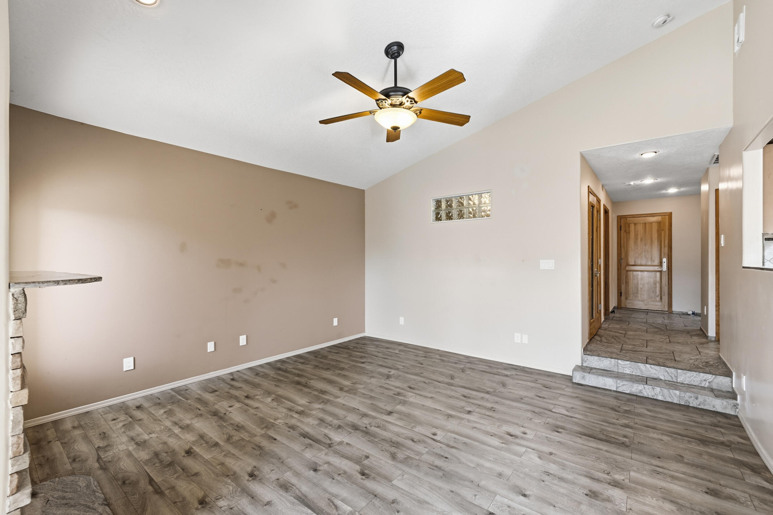 Photo 15 — 2835 Prenda De Oro Drive NW