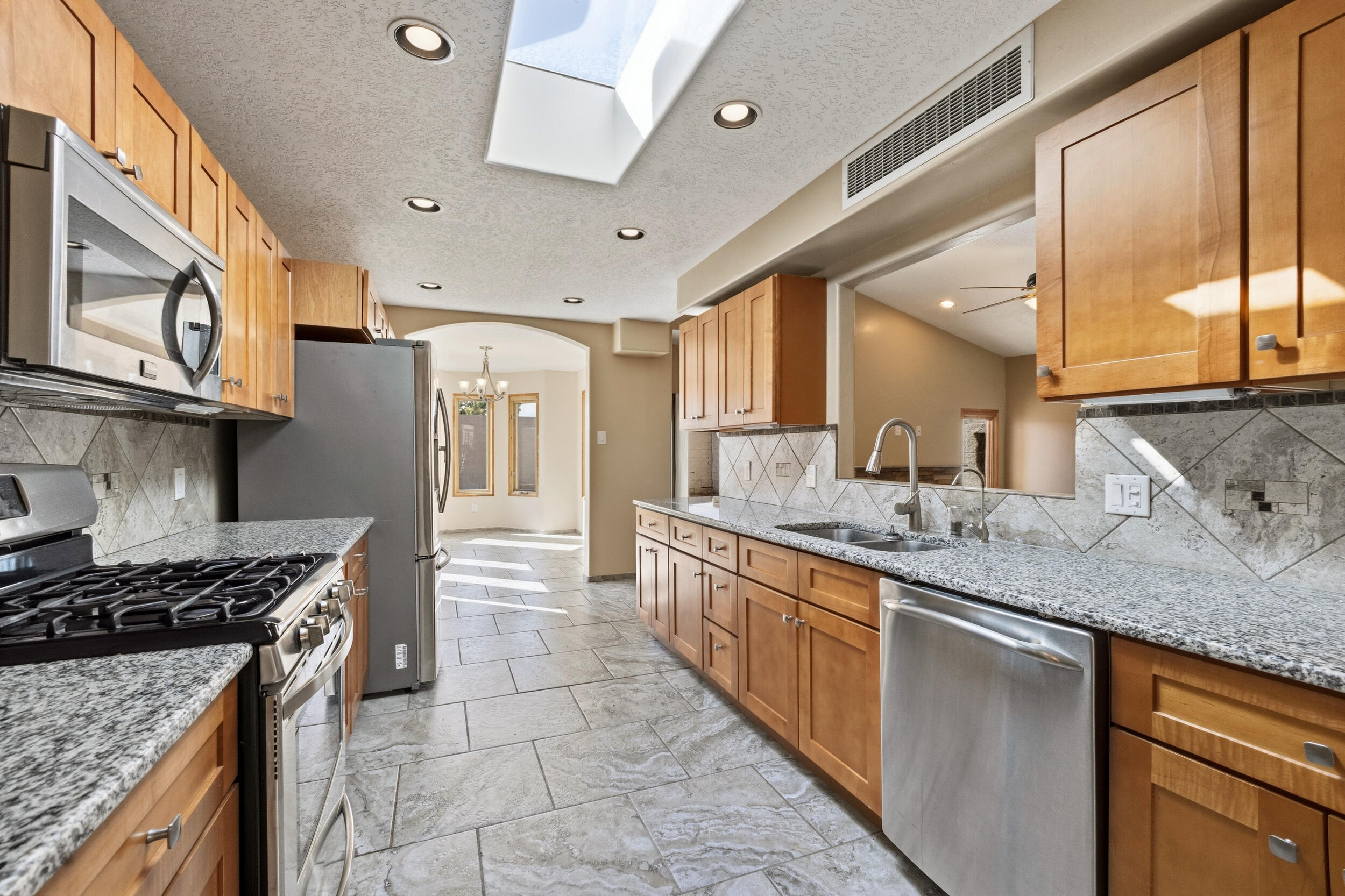 Photo 12 — 2835 Prenda De Oro Drive NW