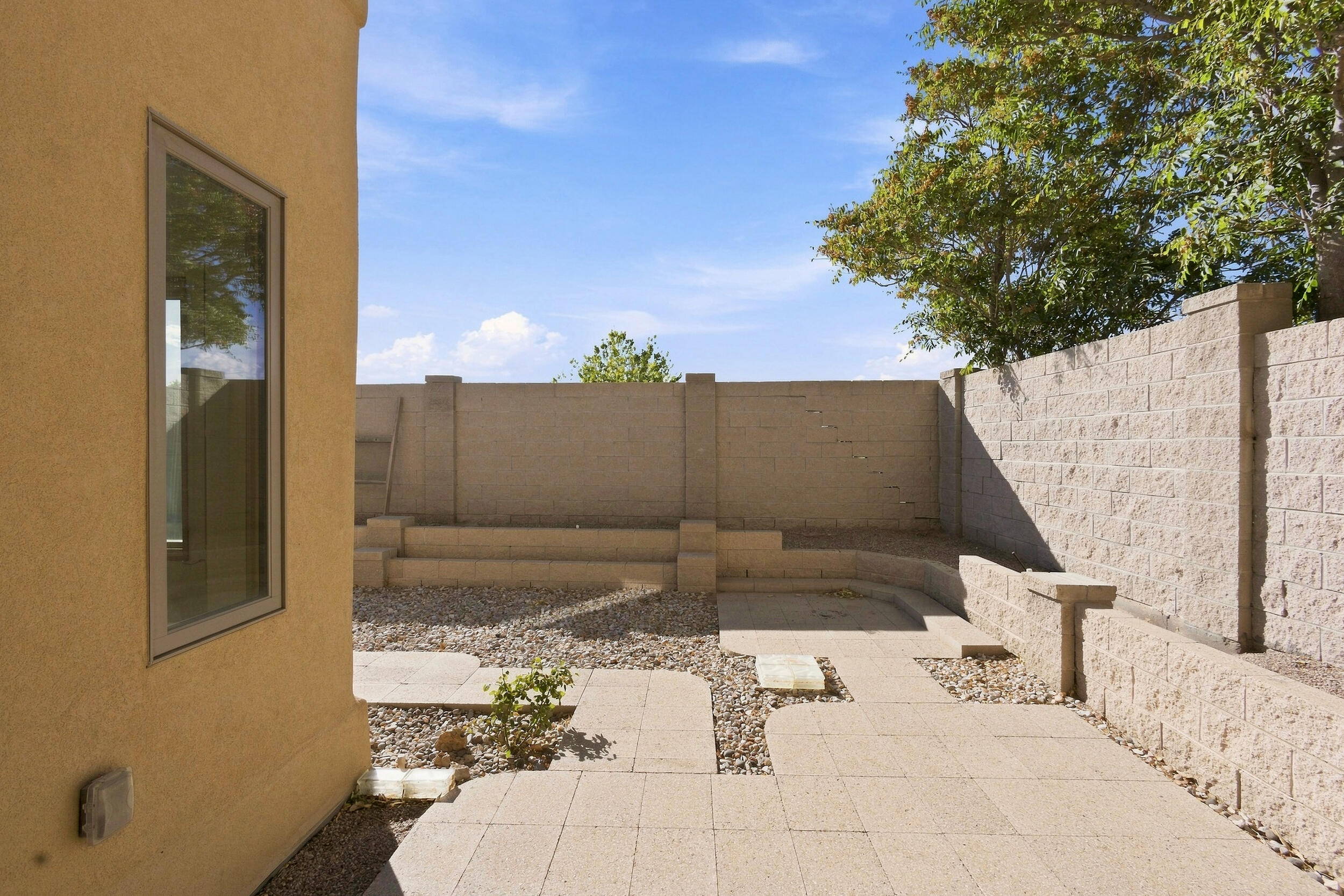 Photo 7 — 2835 Prenda De Oro Drive NW