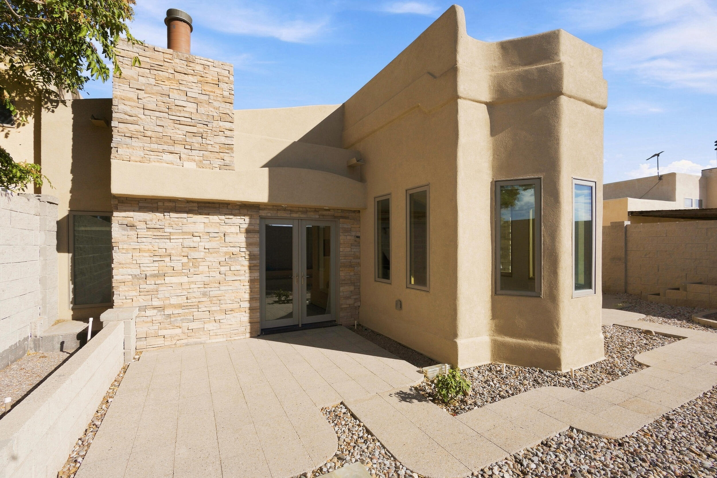 Photo 6 — 2835 Prenda De Oro Drive NW