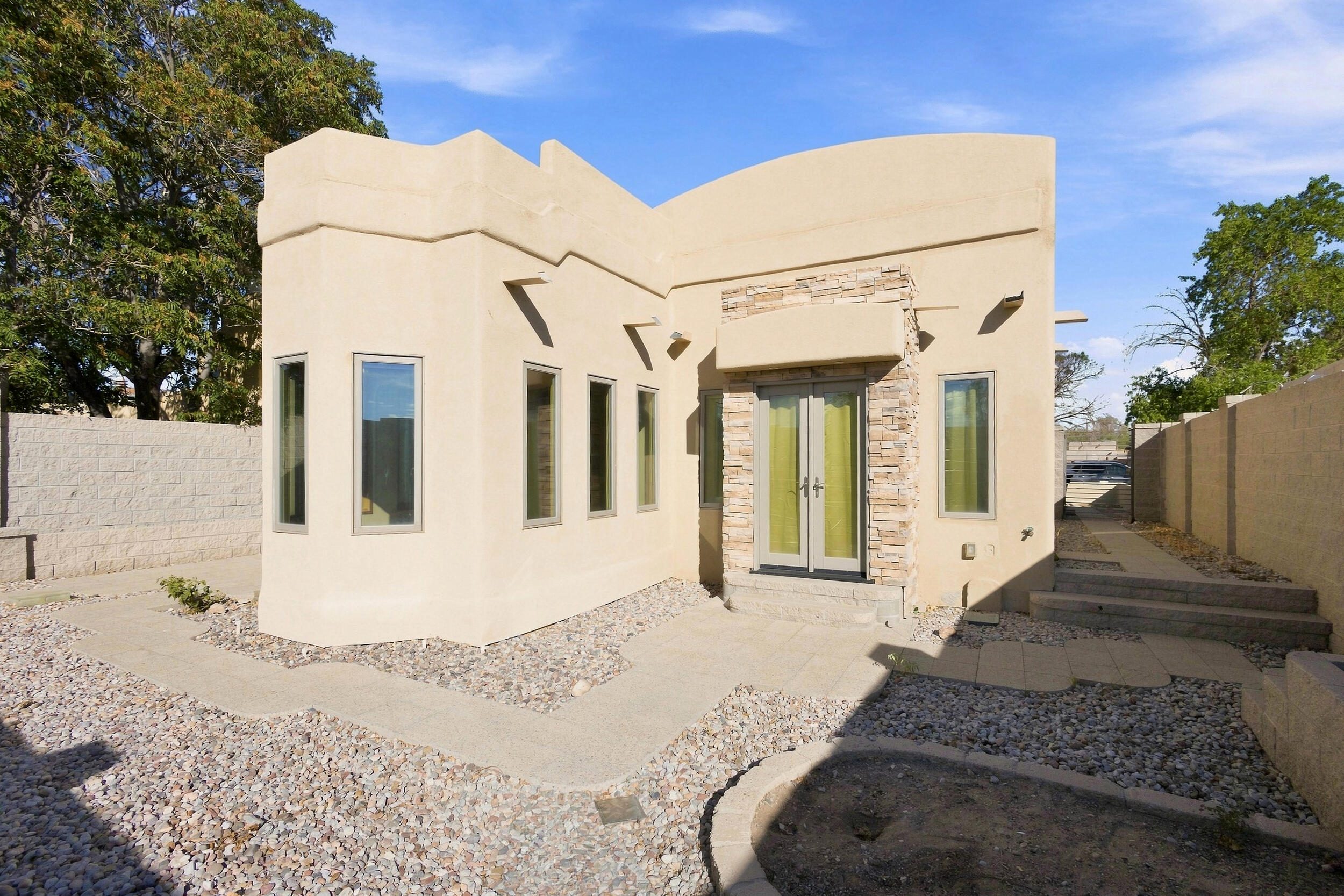 Photo 4 — 2835 Prenda De Oro Drive NW