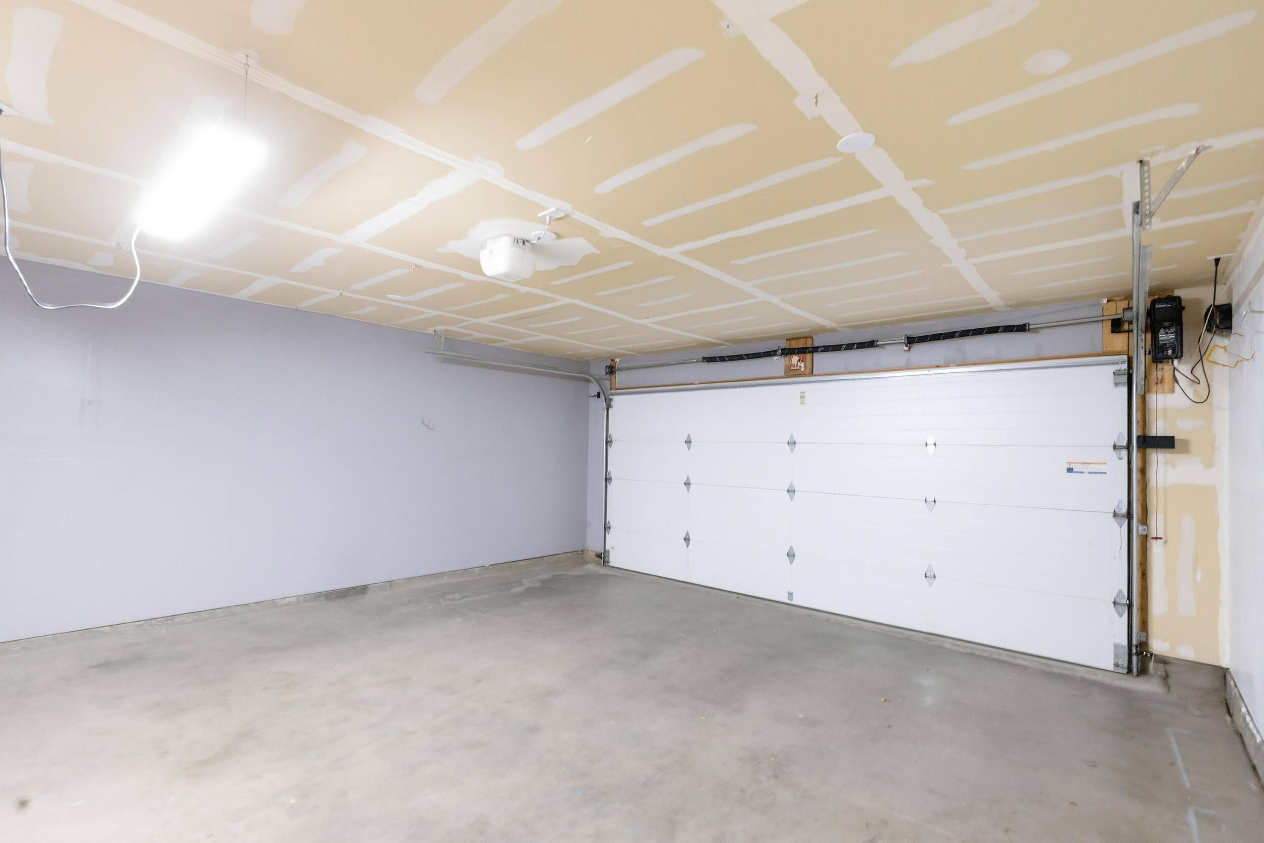 Photo 2 — 2835 Prenda De Oro Drive NW