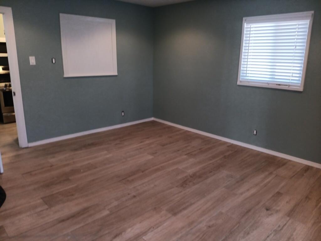 Photo 5 — 2632 Valencia Drive NE