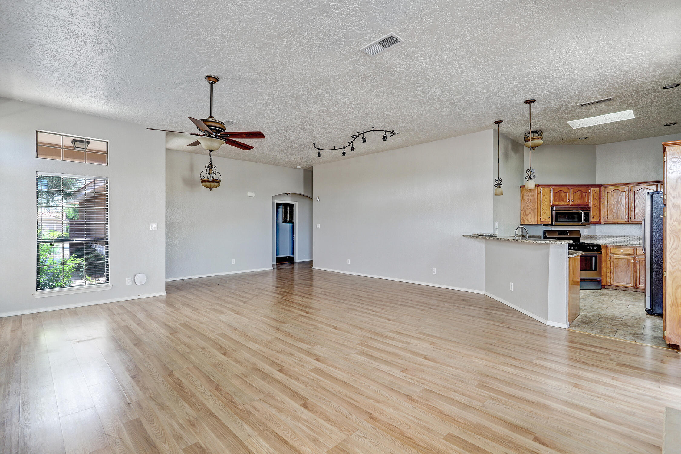 Photo 18 — 4529 Alpine Circle SE