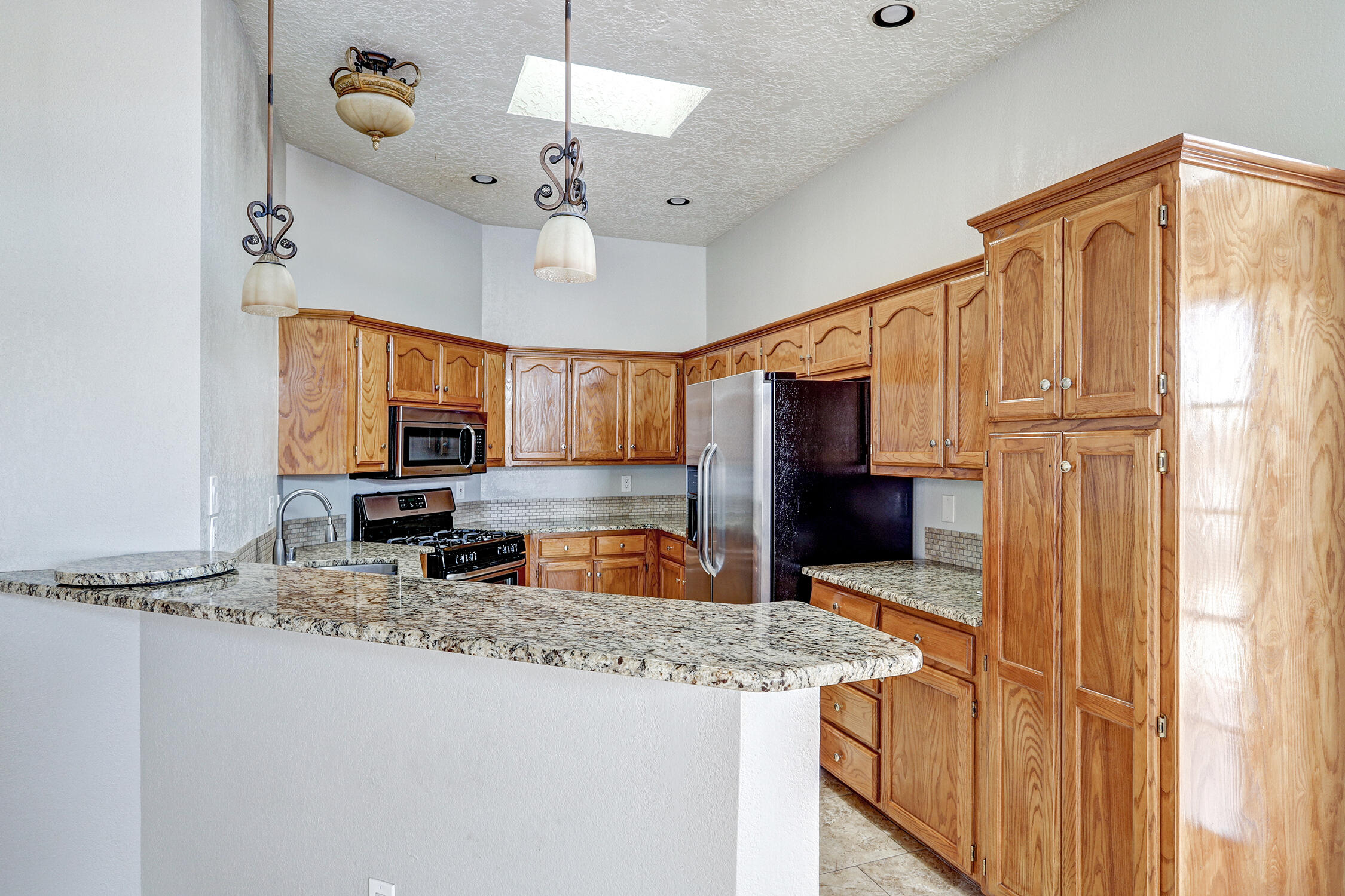 Photo 17 — 4529 Alpine Circle SE