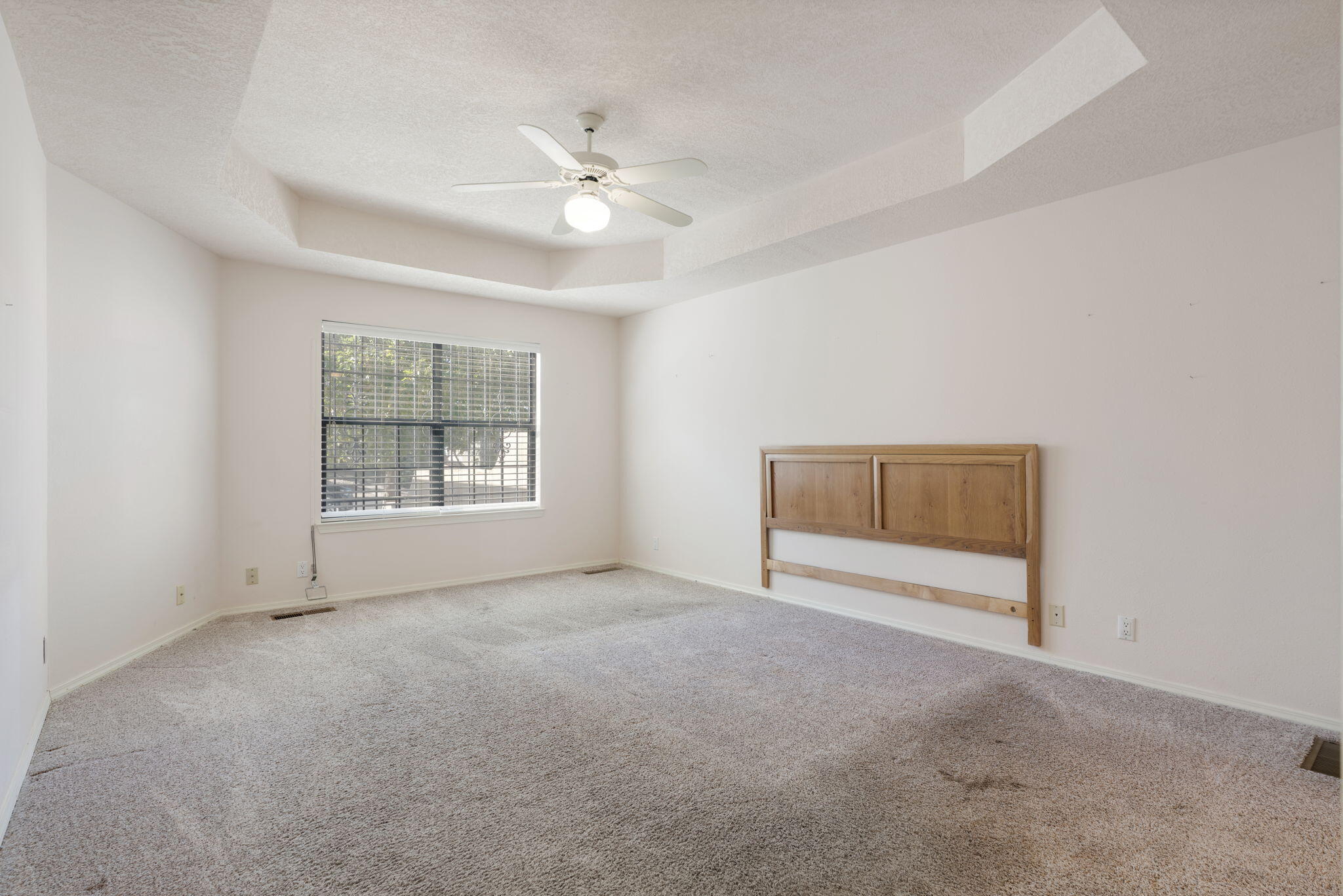 Photo 16 — 11129 Academy Ridge Road NE
