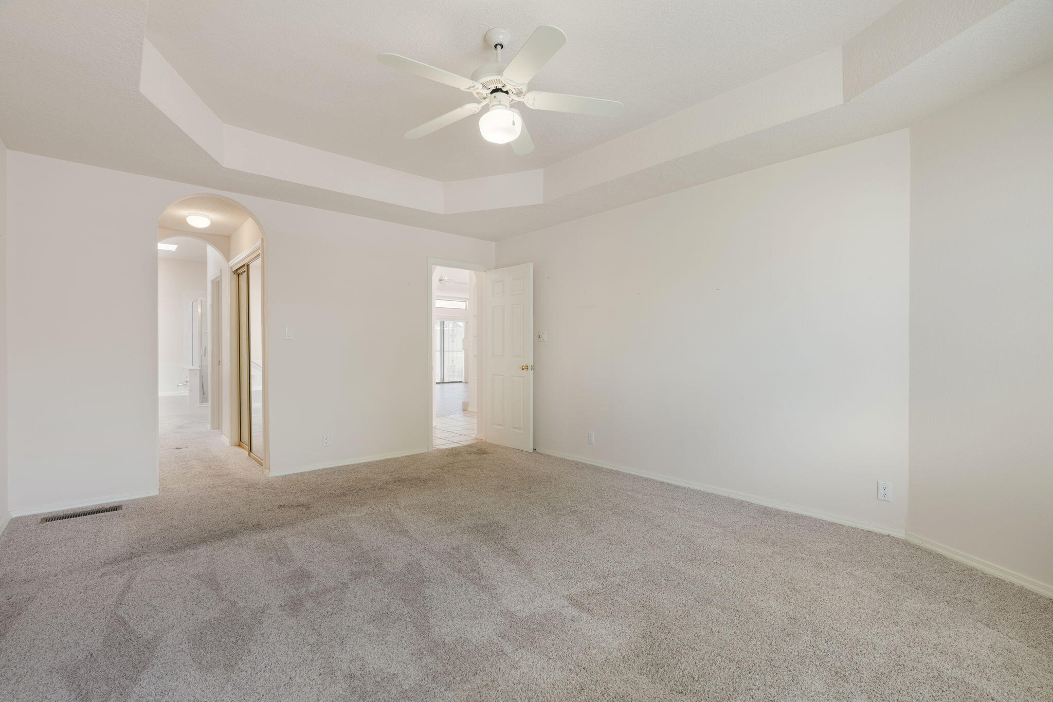 Photo 14 — 11129 Academy Ridge Road NE