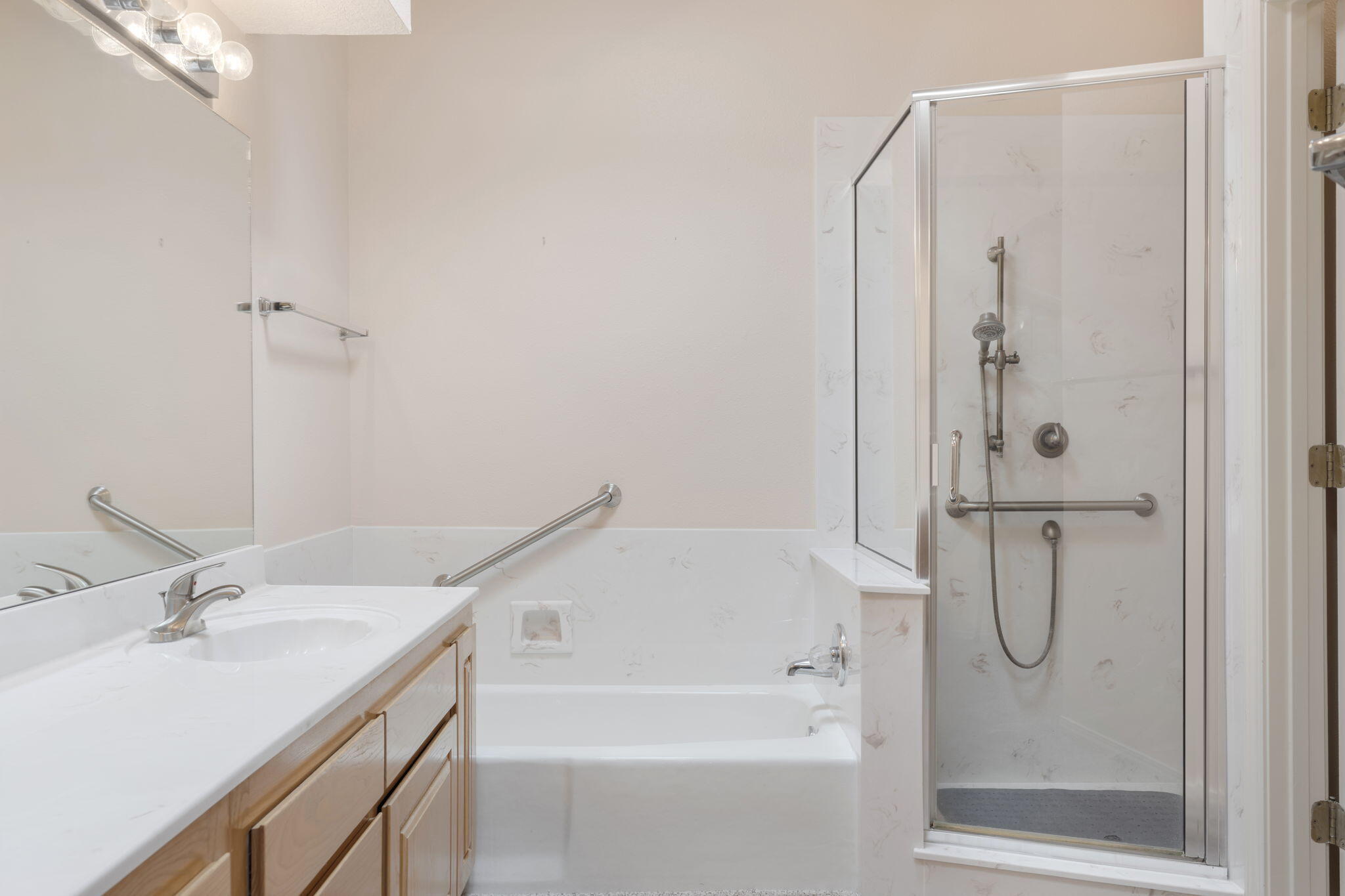 Photo 11 — 11129 Academy Ridge Road NE
