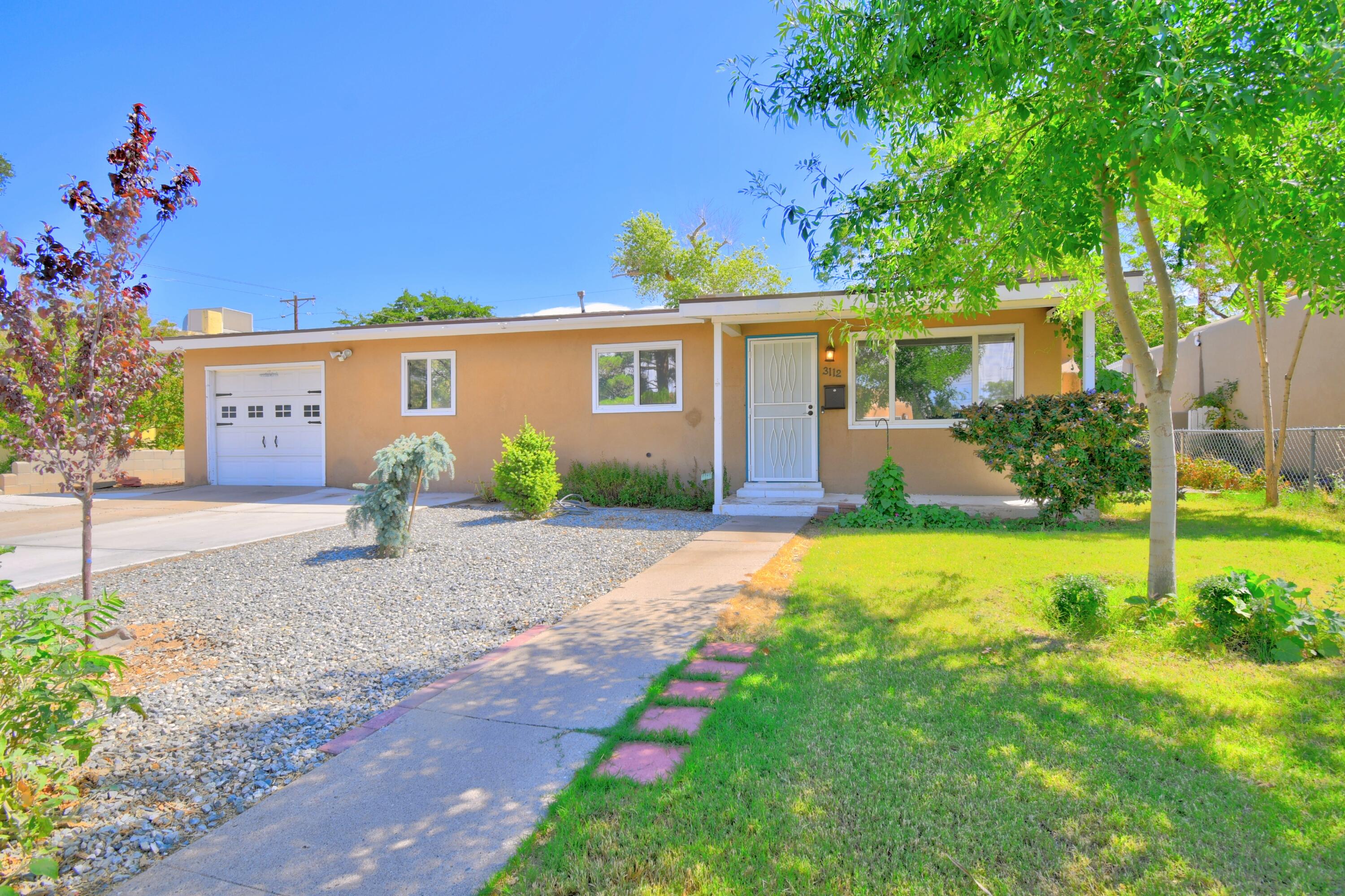 3112 Valencia Drive NE, Albuquerque, NM 87110