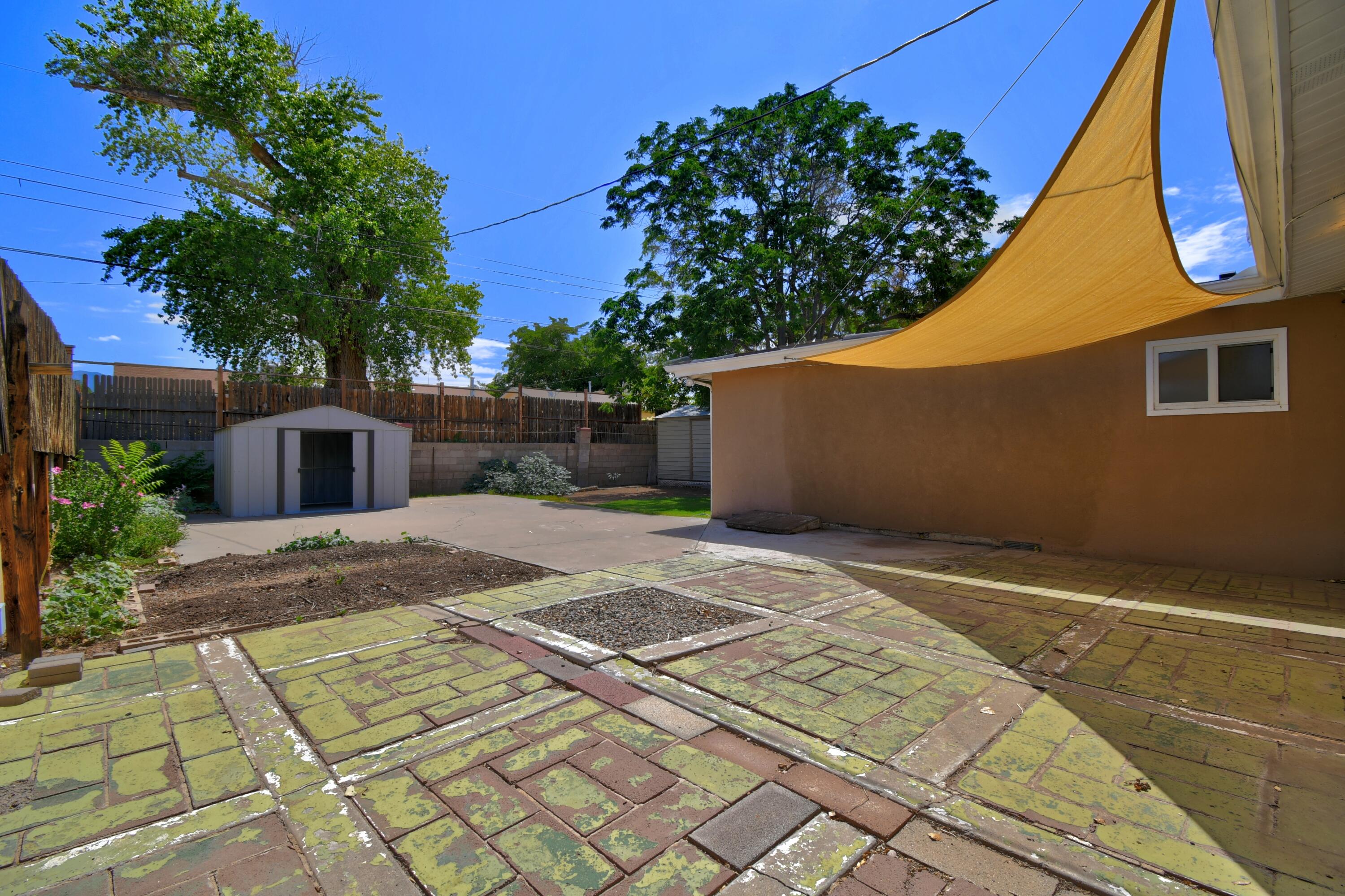 Photo 3 — 3112 Valencia Drive NE