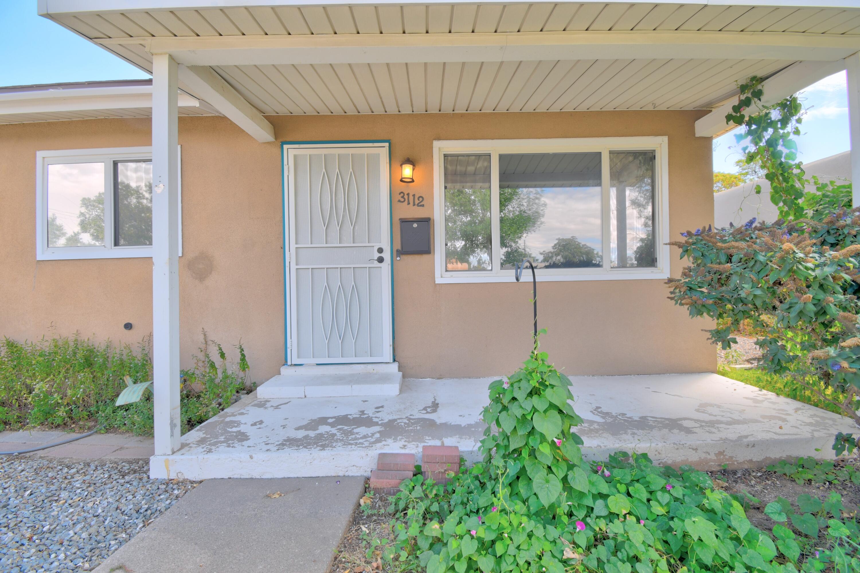 Photo 18 — 3112 Valencia Drive NE
