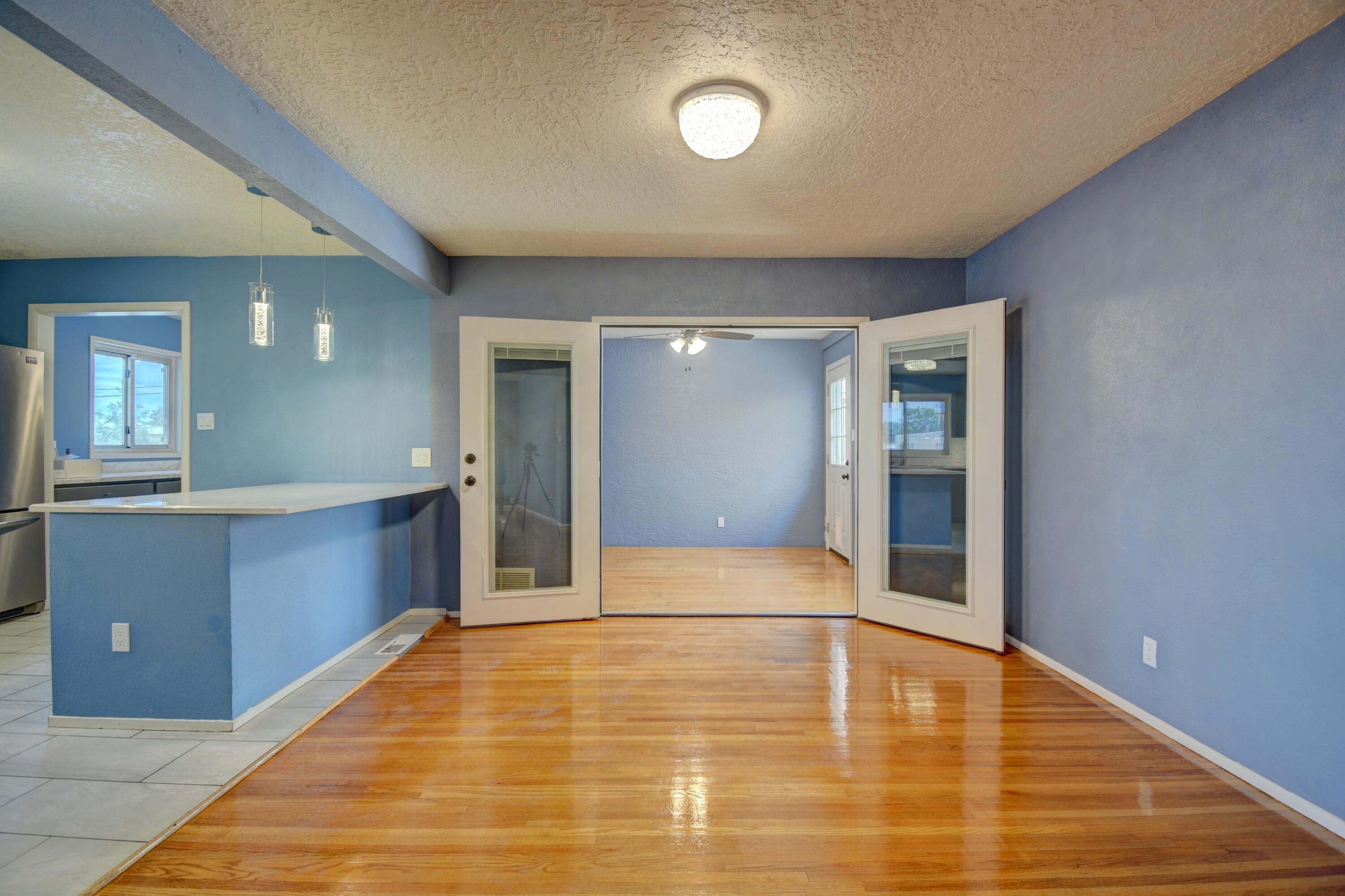 Photo 13 — 3112 Valencia Drive NE