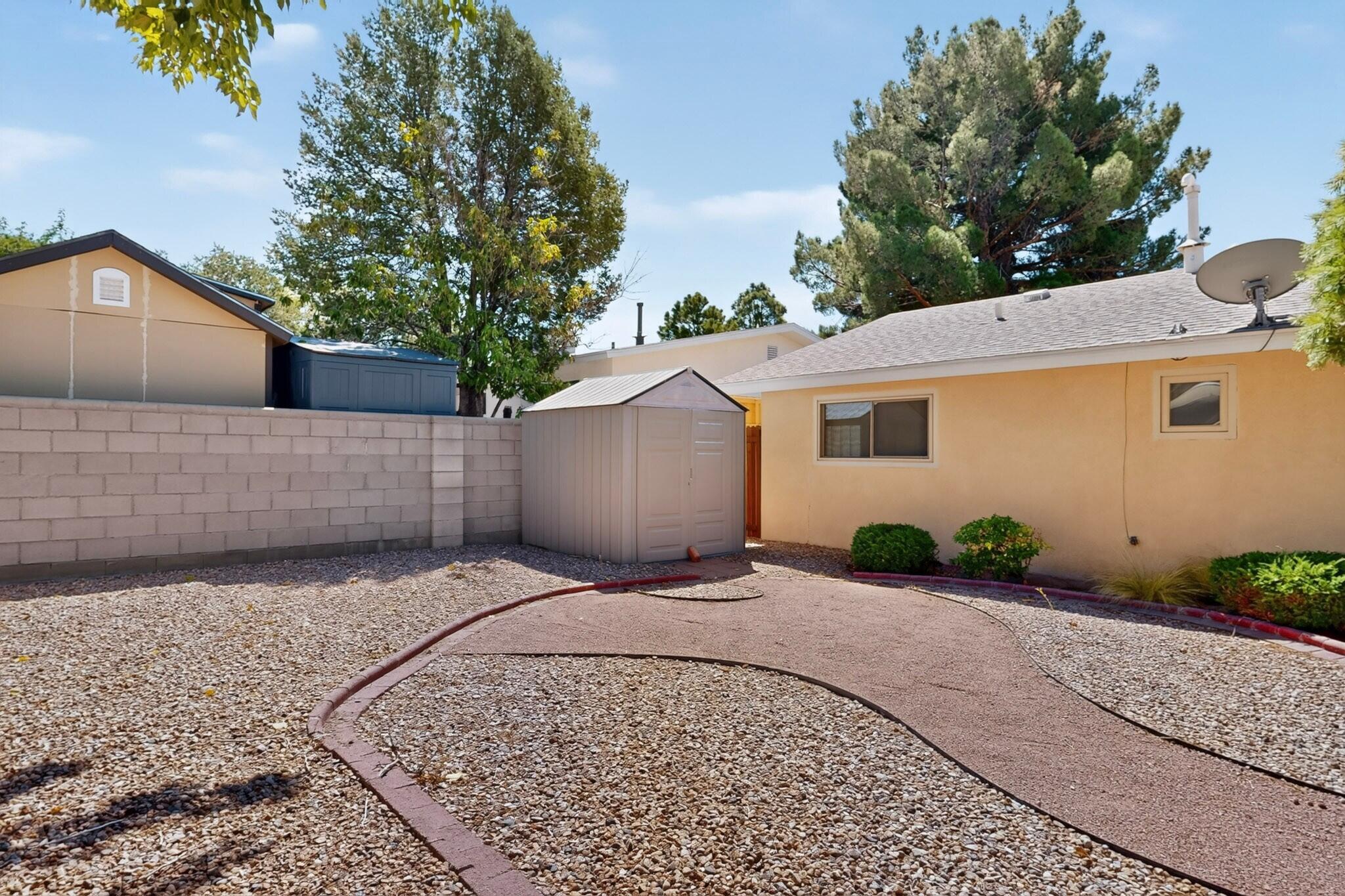 Photo 3 — 6509 Colleen Avenue NE
